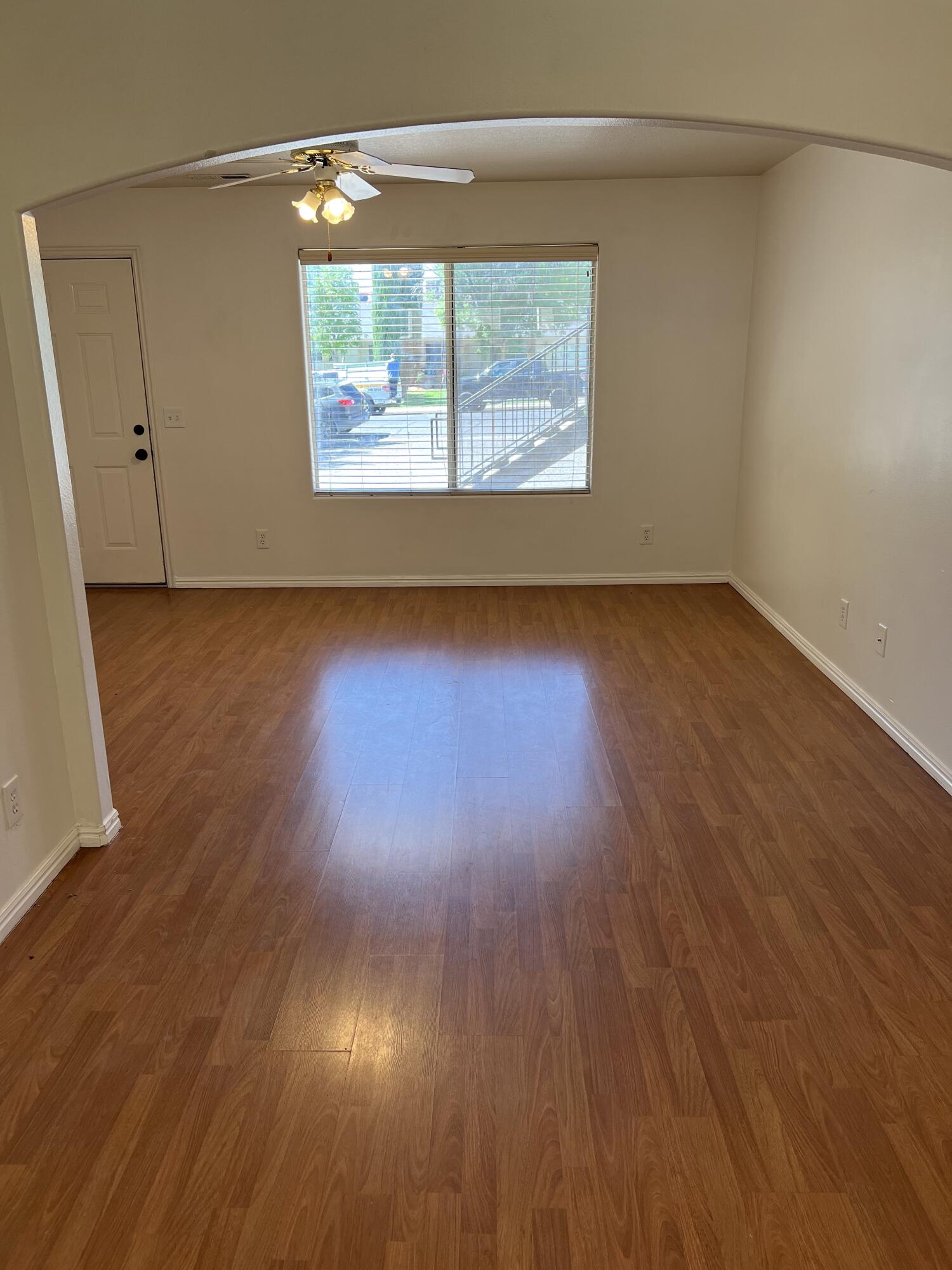 EASTMONT ACRES - Residential Income