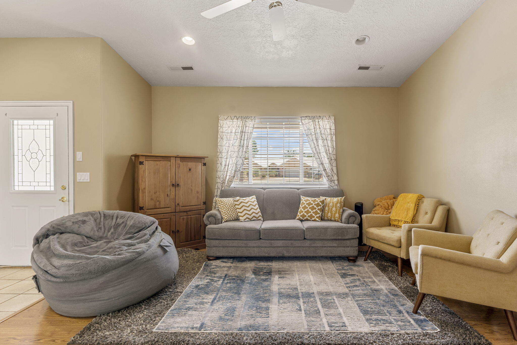 DISCOVERY - Residential