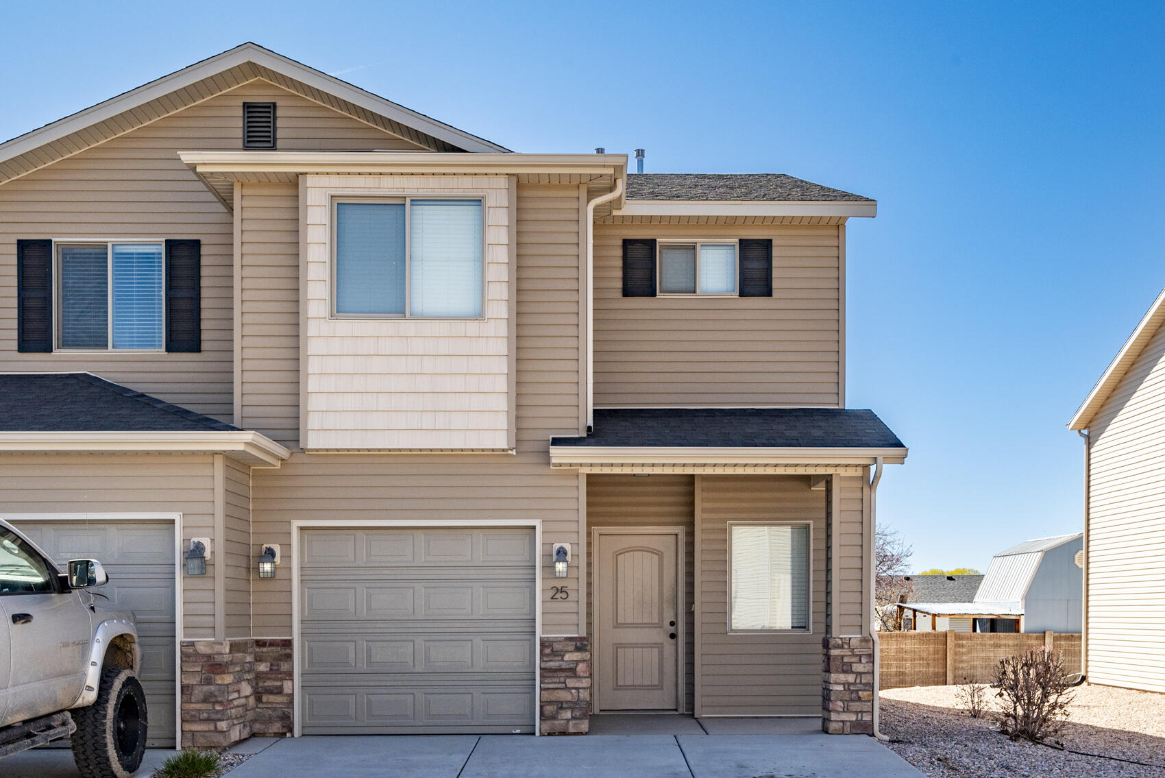 Welcome to this charming home located close to downtown!  This delightful 3-bad 2 1/2 bath property has quartz countertops, wood cabinets, and a beautiful open concept design.  The neutral colors throughout create a warm and inviting atmosphere.