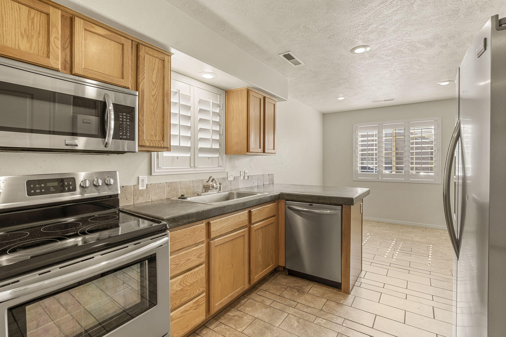 FOX COVE - Residential