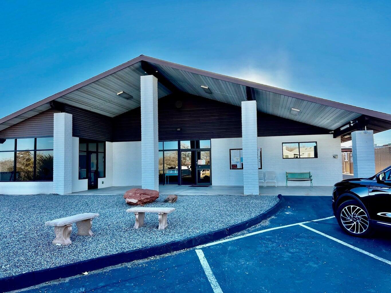 CANYON BREEZE RV RESORT - Residential