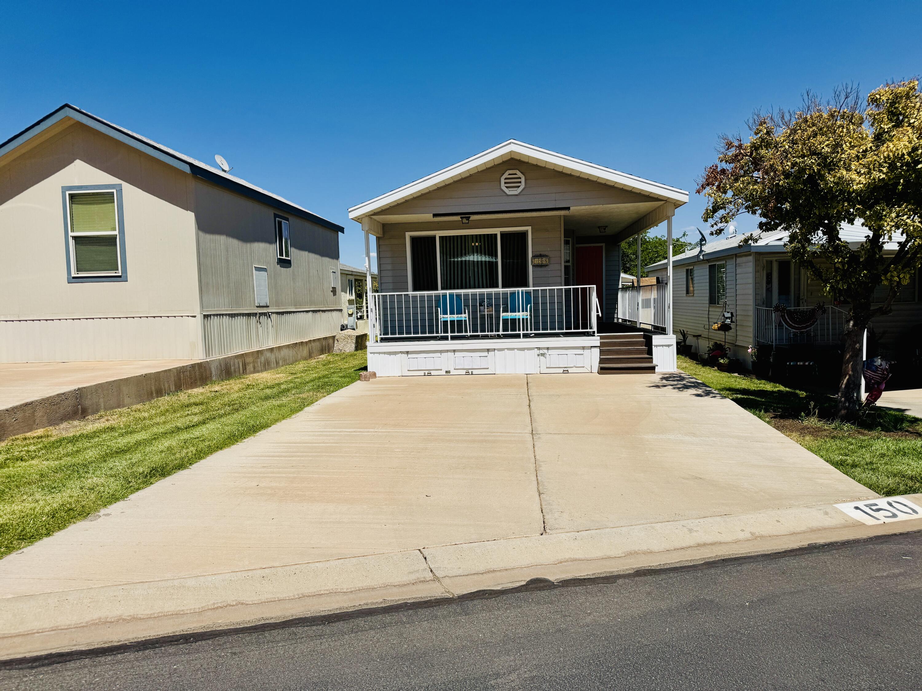 CANYON BREEZE RV RESORT - Residential