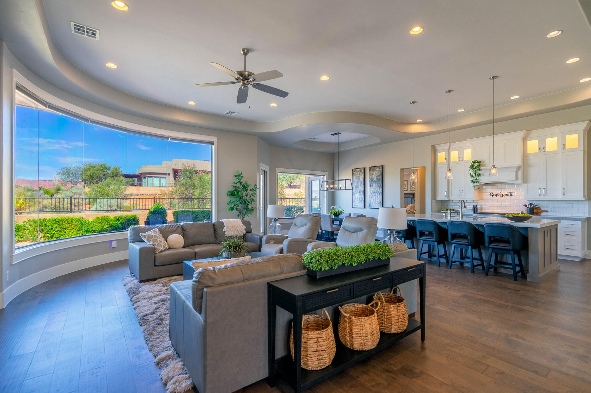 LEDGES OF SG HIDDEN PINYON - Residential