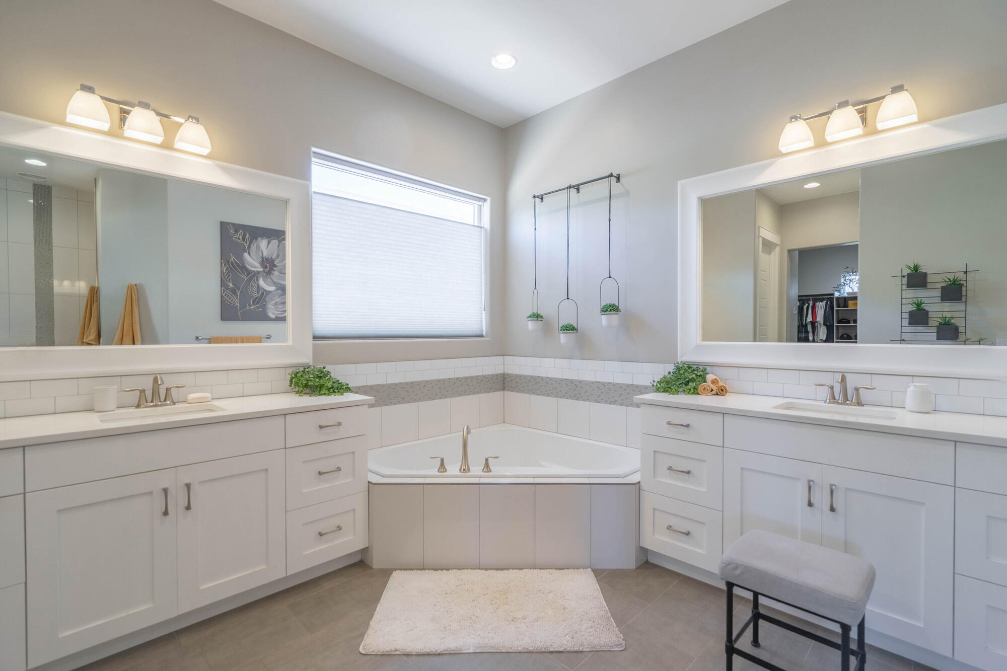LEDGES OF SG HIDDEN PINYON - Residential