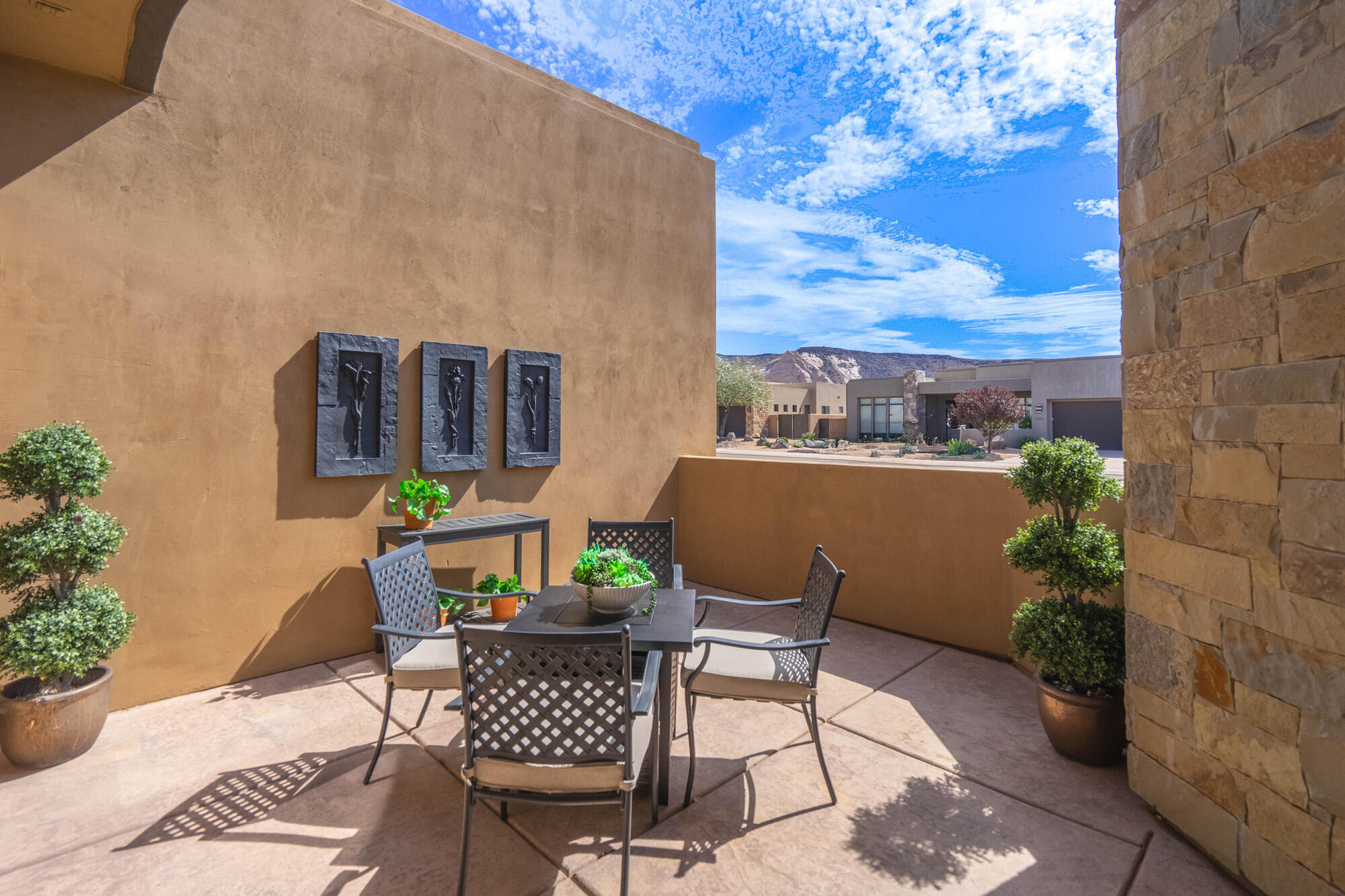 LEDGES OF SG HIDDEN PINYON - Residential