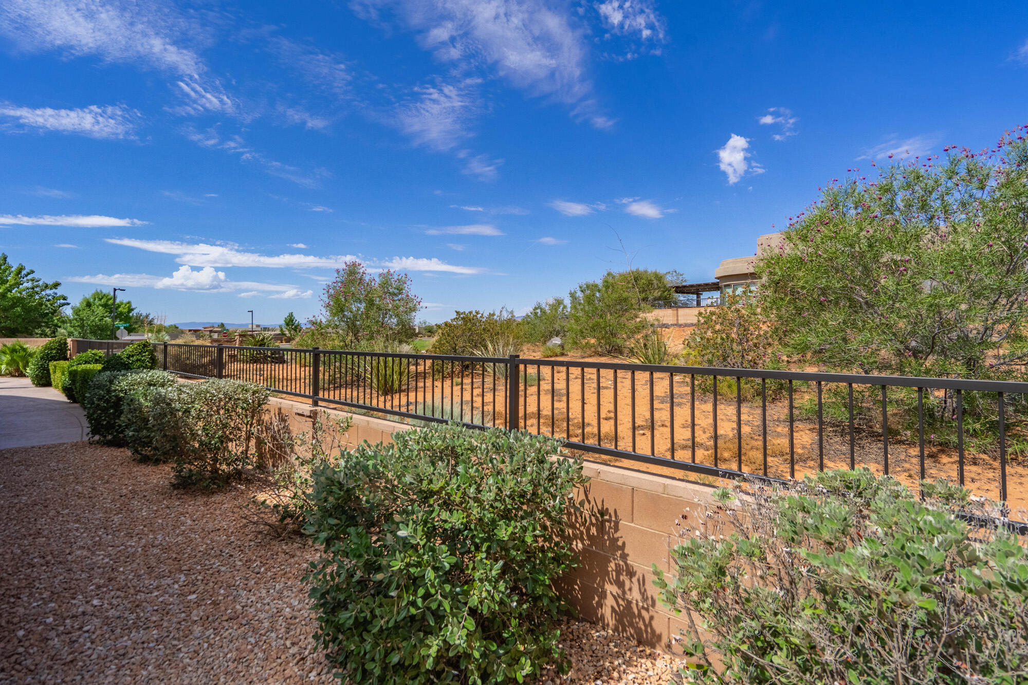 LEDGES OF SG HIDDEN PINYON - Residential