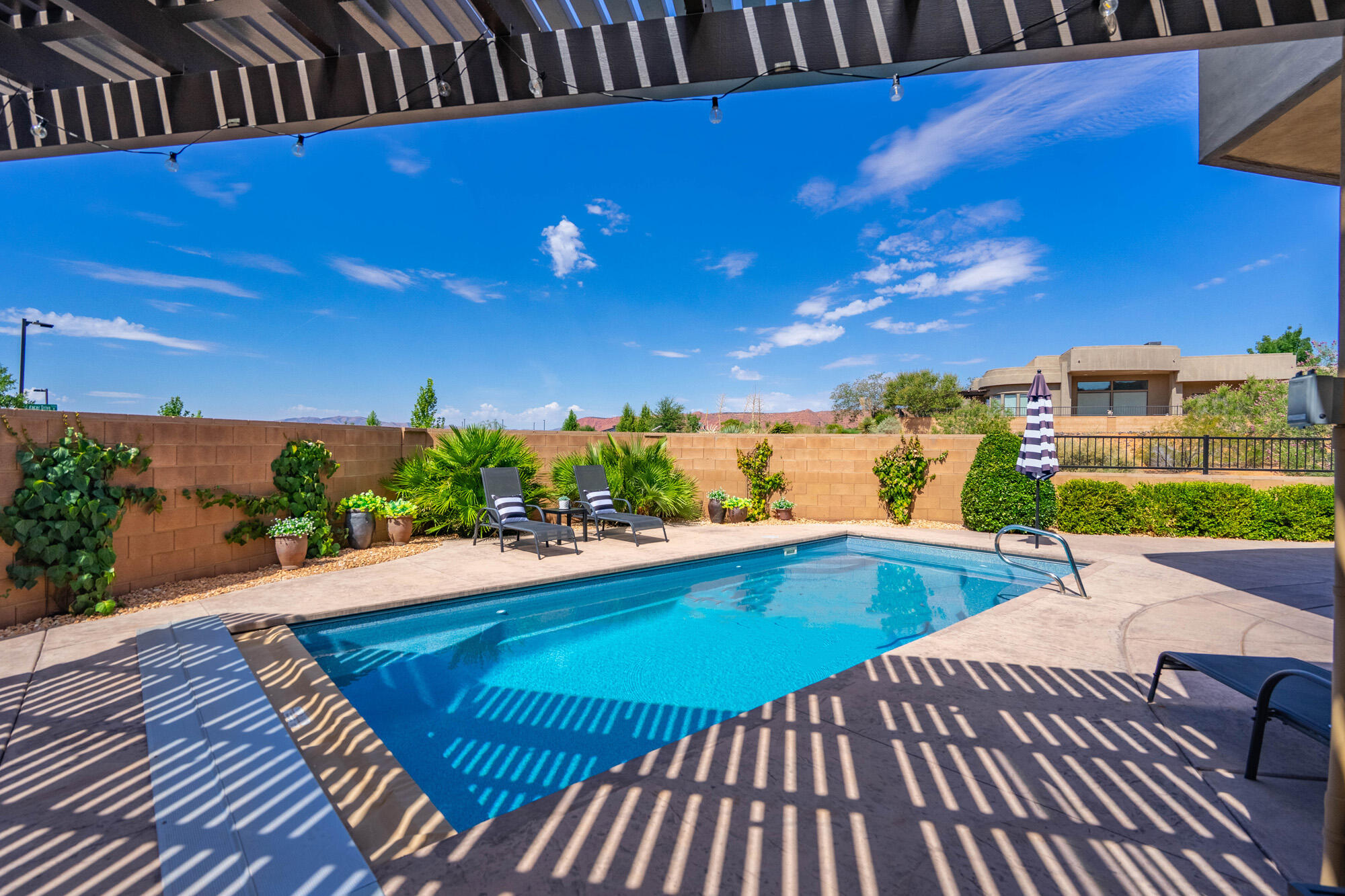 LEDGES OF SG HIDDEN PINYON - Residential