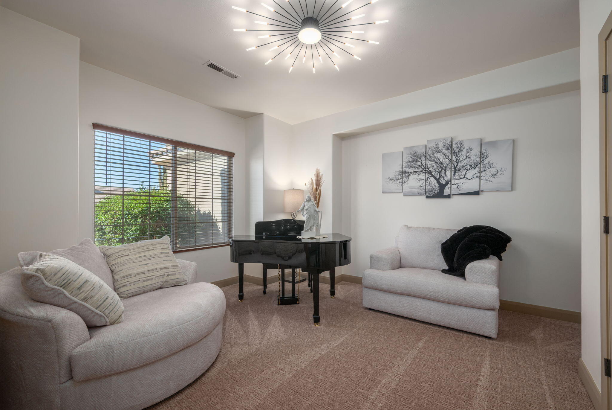 JEDORA ESTATES - Residential