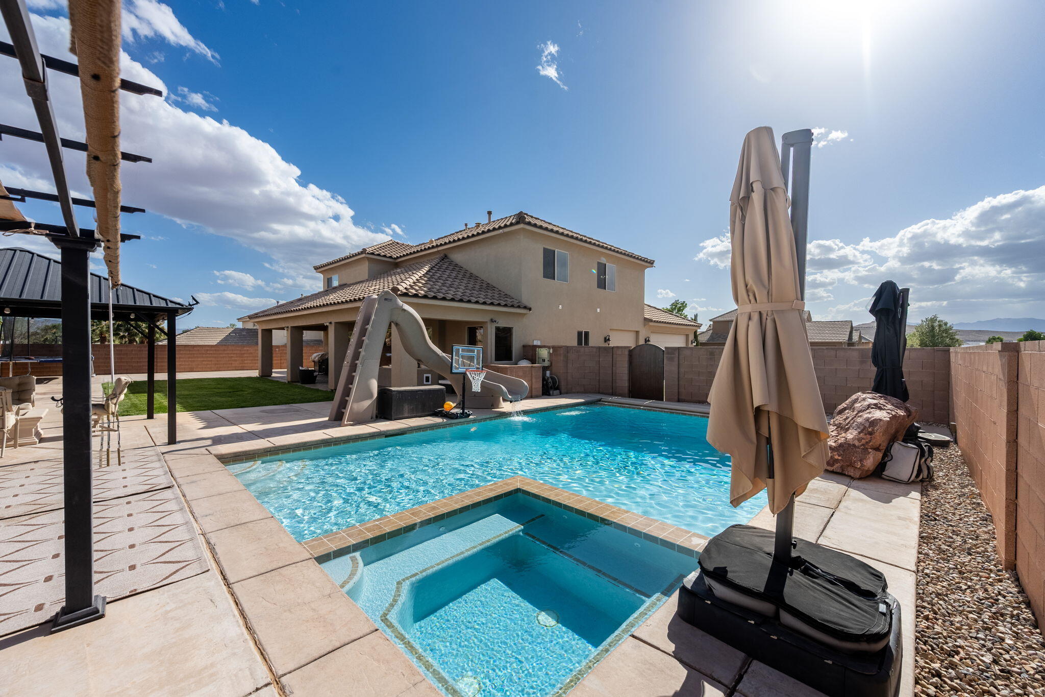 JEDORA ESTATES - Residential