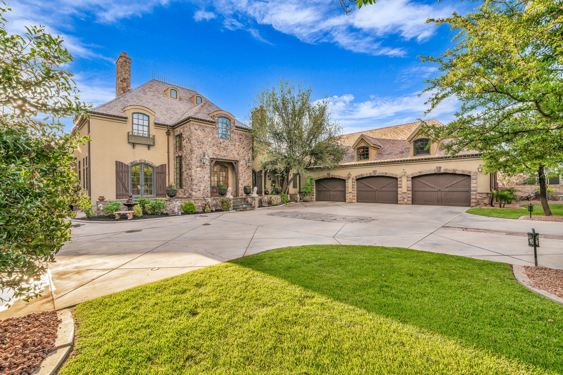BLOOMINGTON RANCHES - Residential