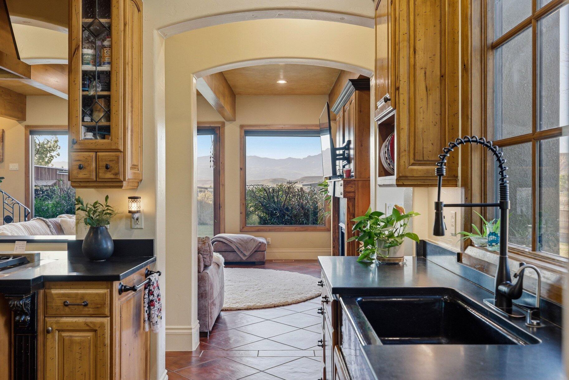 BLOOMINGTON RANCHES - Residential