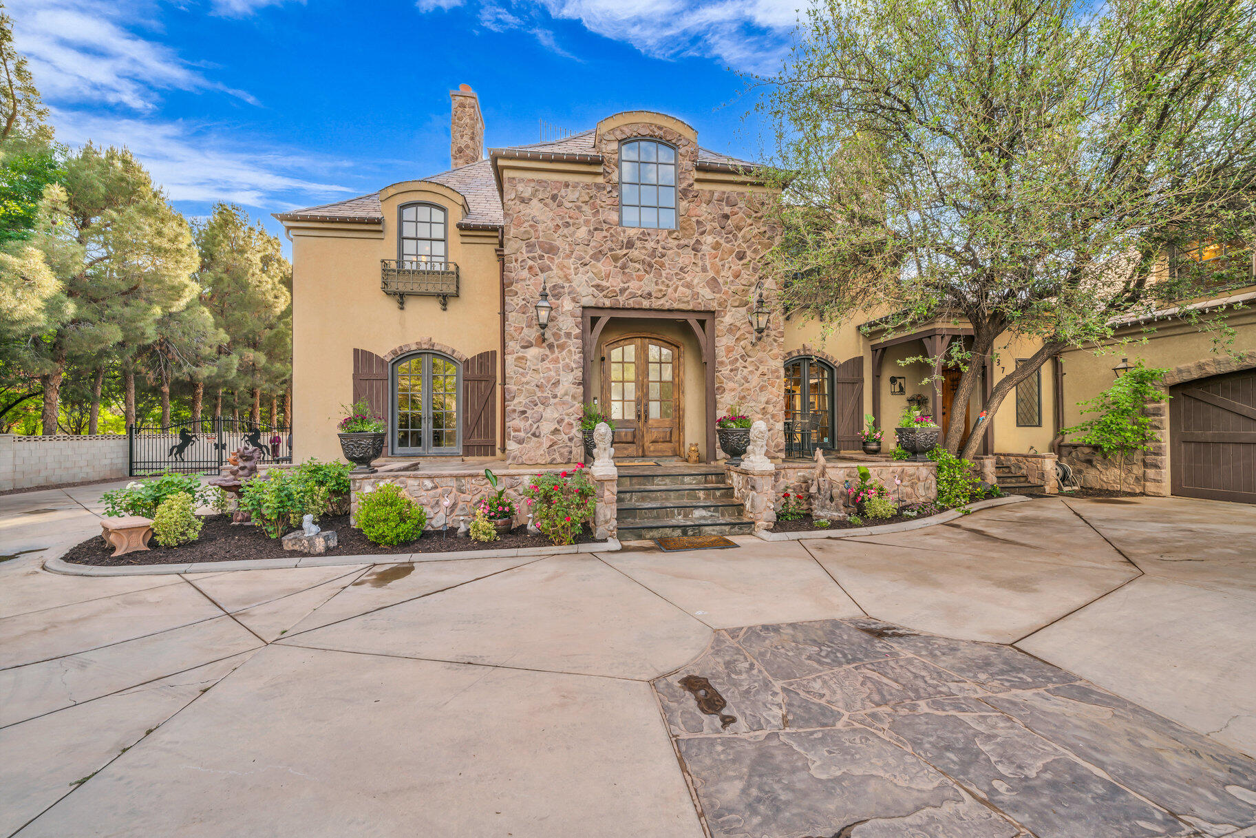BLOOMINGTON RANCHES - Residential