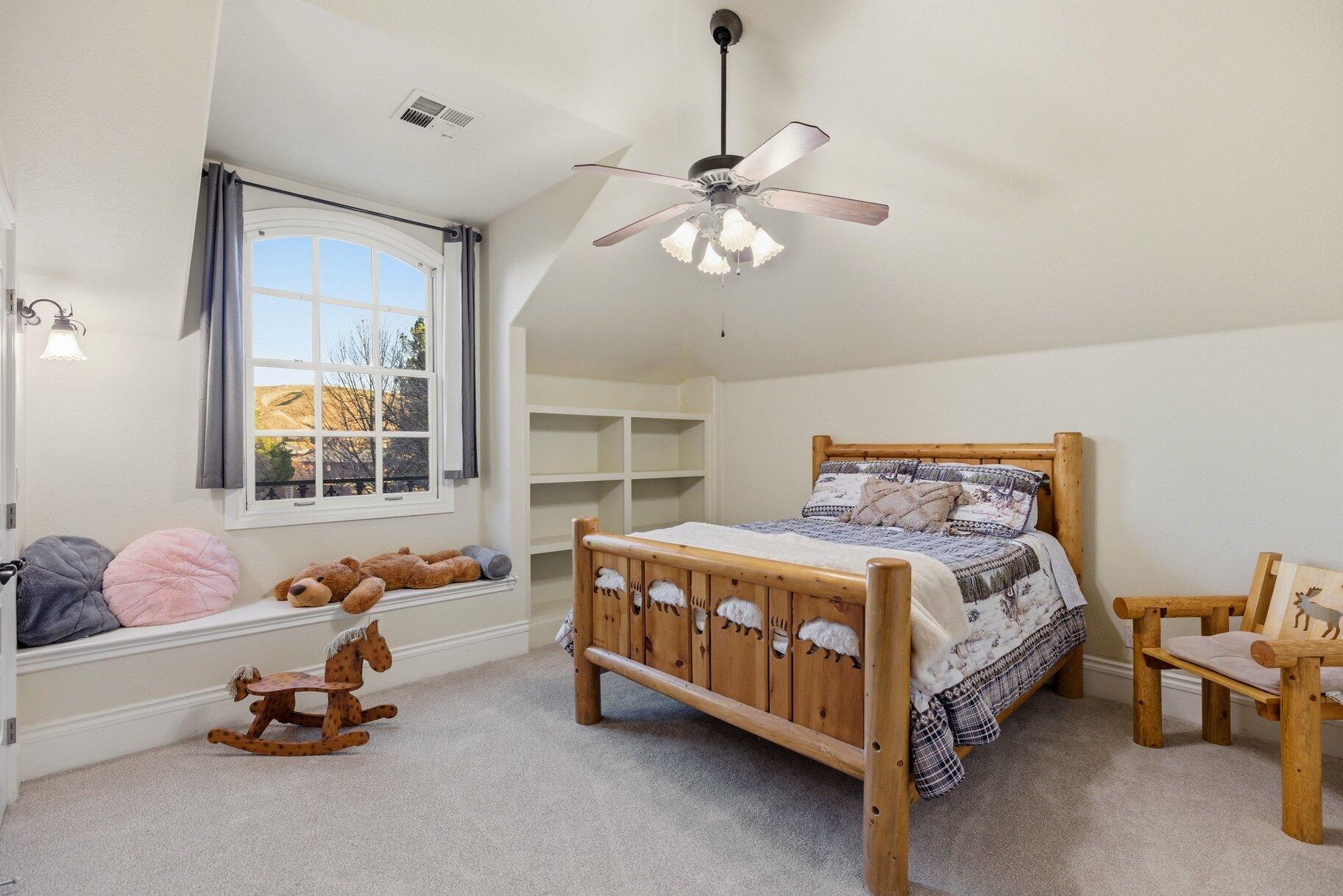 BLOOMINGTON RANCHES - Residential