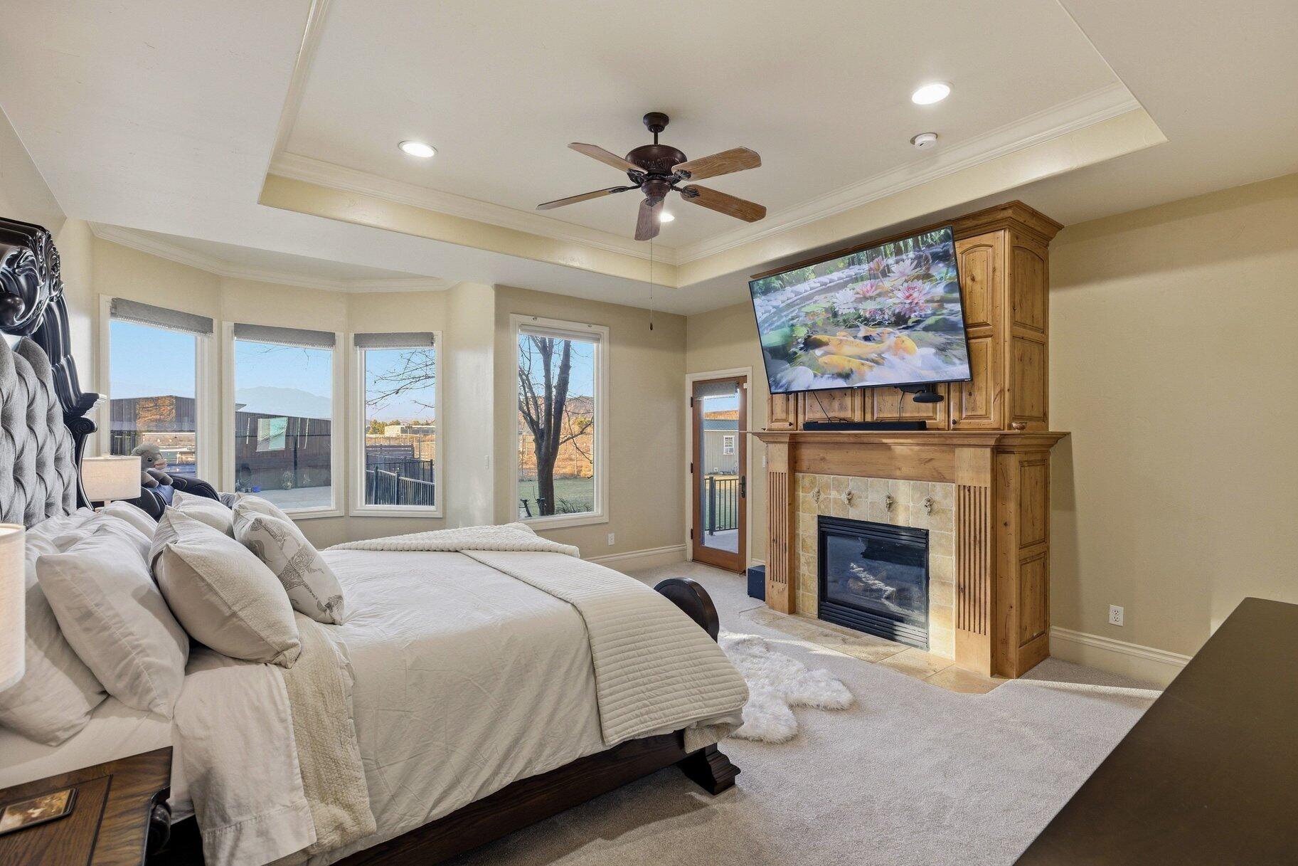 BLOOMINGTON RANCHES - Residential