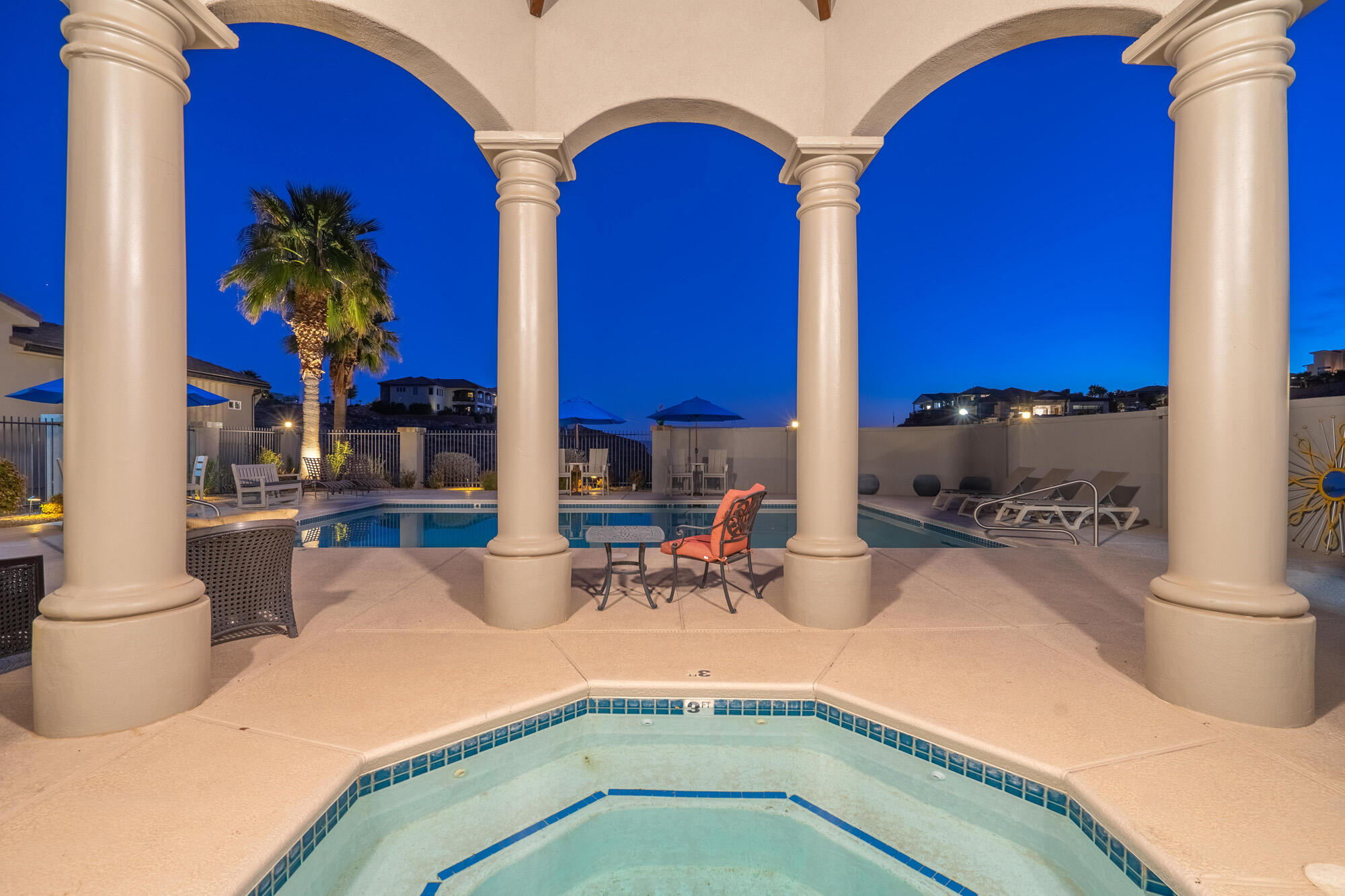 LION'S HEAD HILLTOP ESTATES AT GREEN SPRINGS - Residential