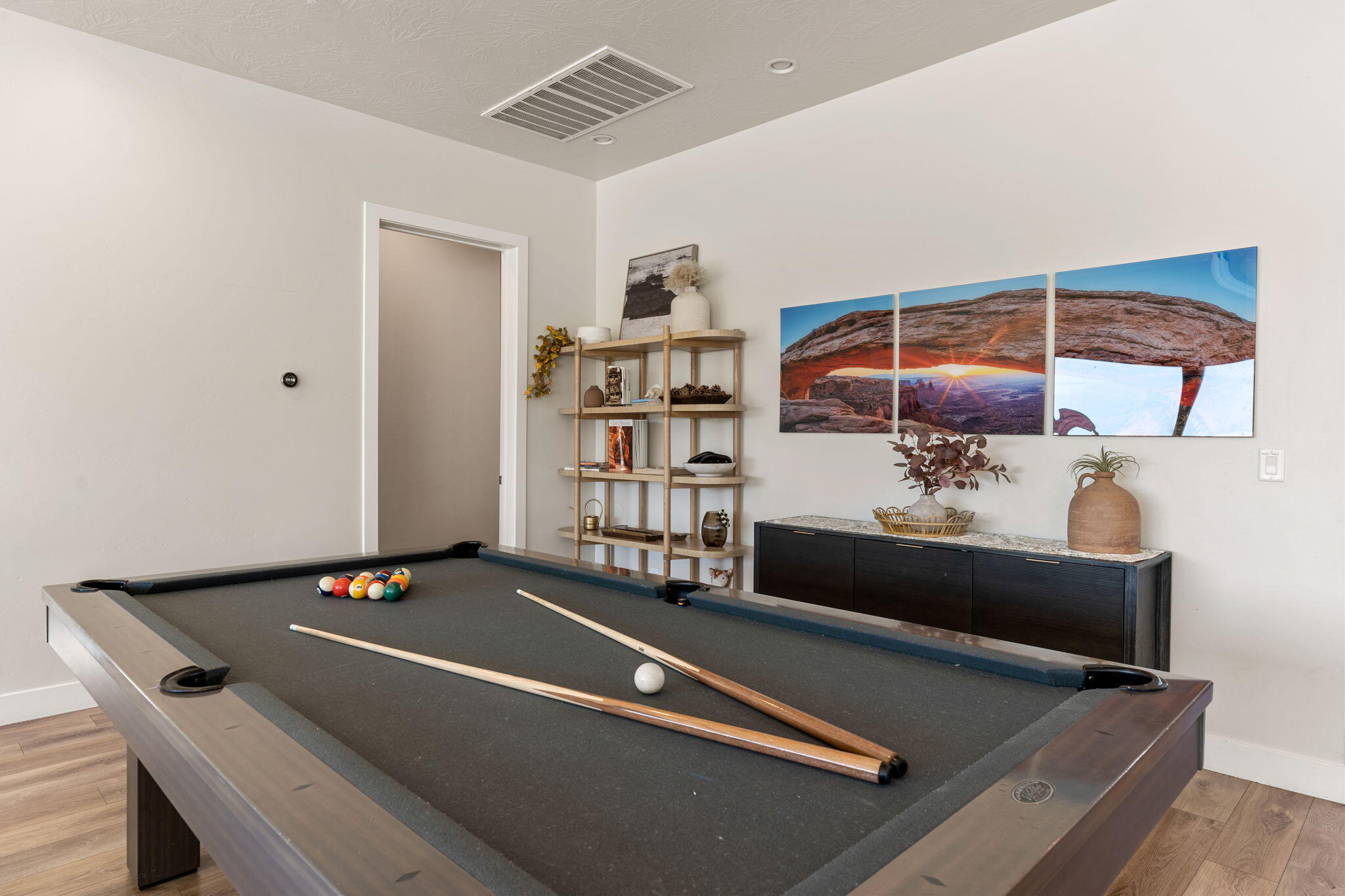 10 DIAGONAL CONDOS - Residential