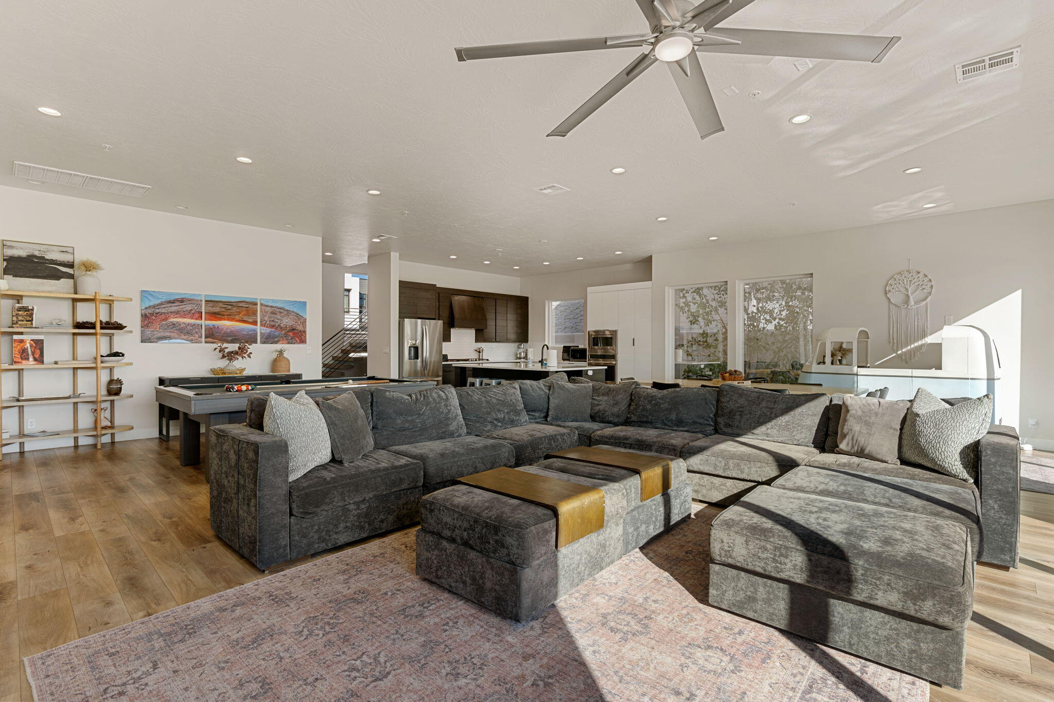 10 DIAGONAL CONDOS - Residential