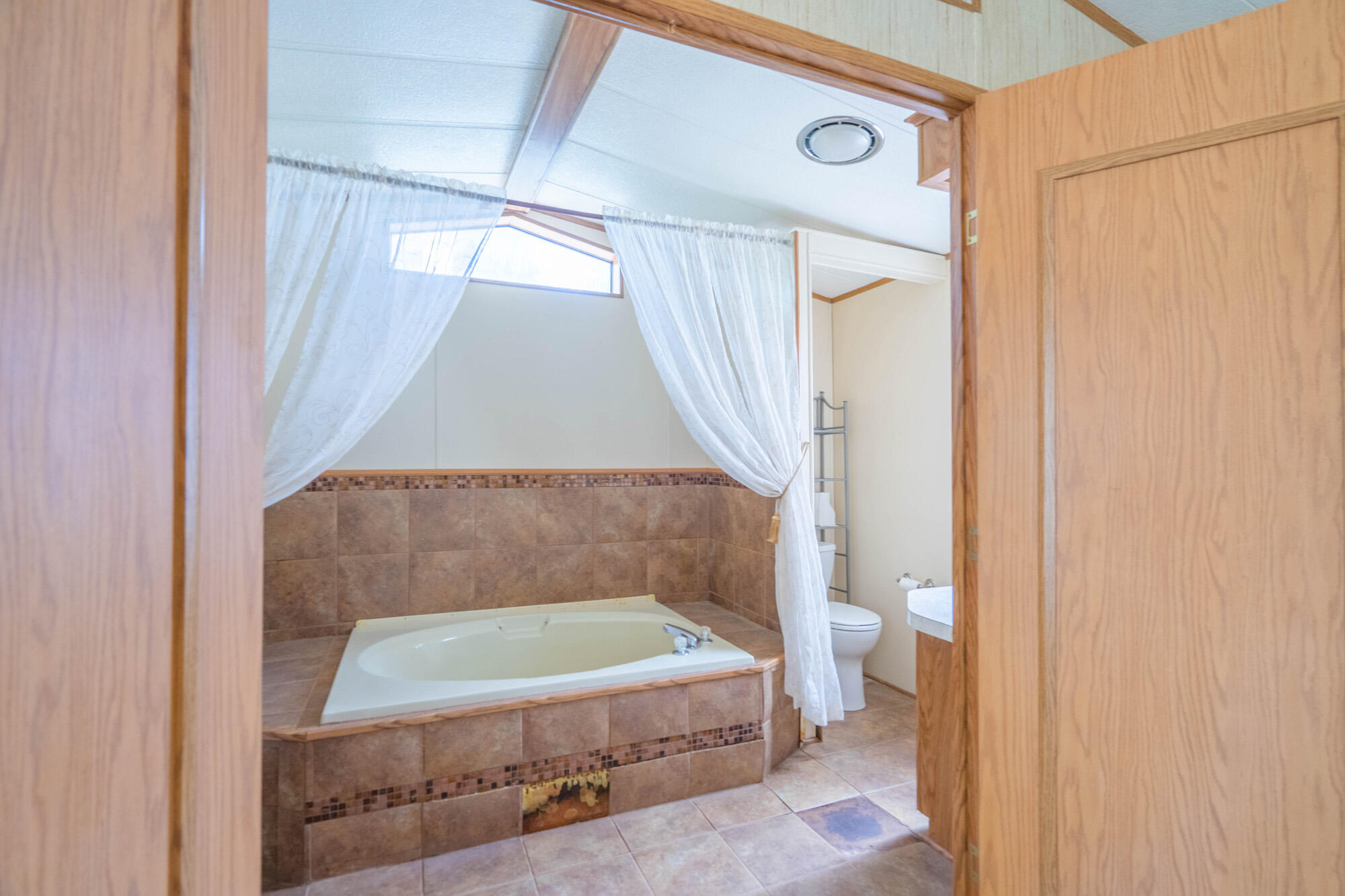 LAVA BLUFF MOBILE HOME PARK - Residential