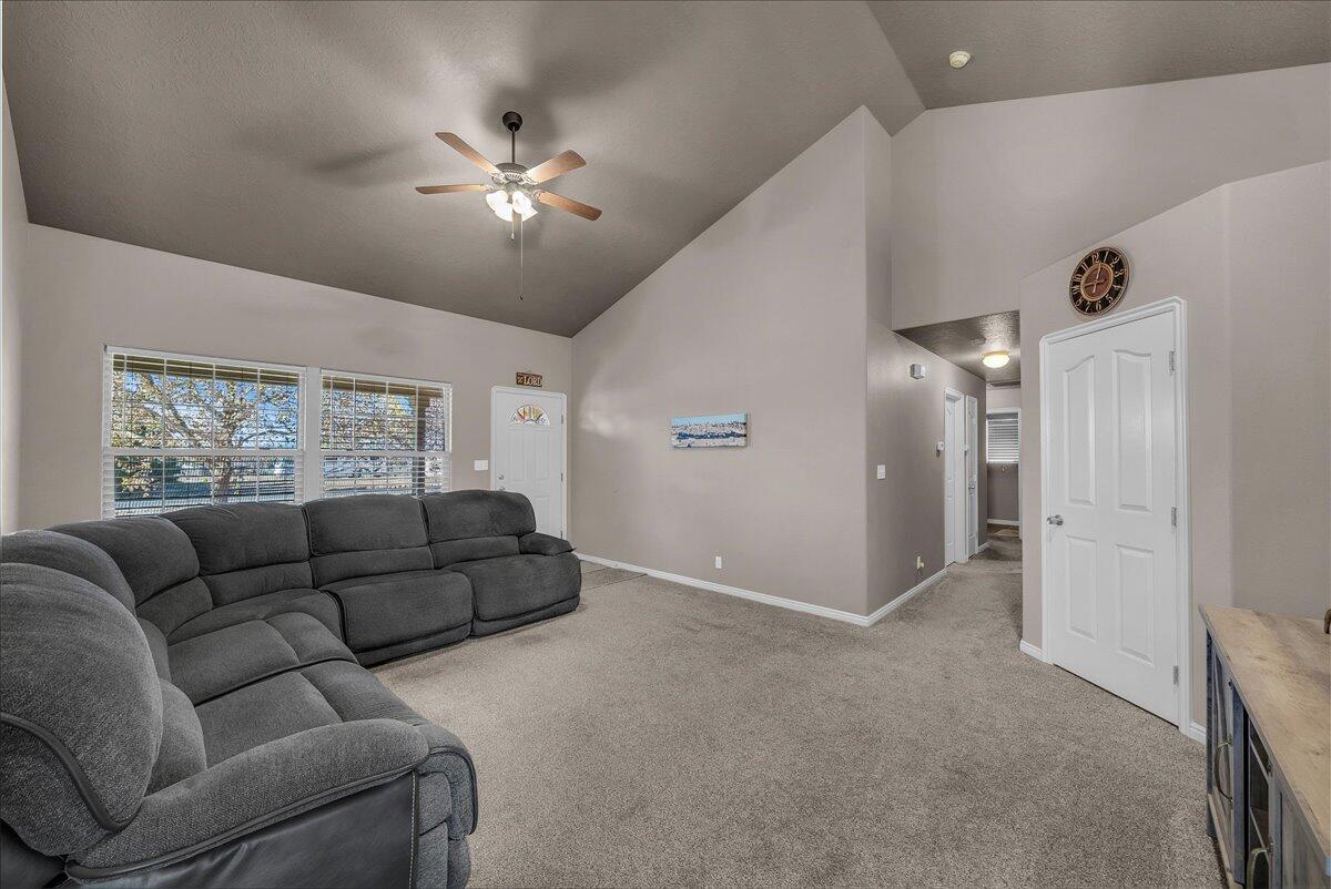DAMMERON VALLEY FARMS - Residential