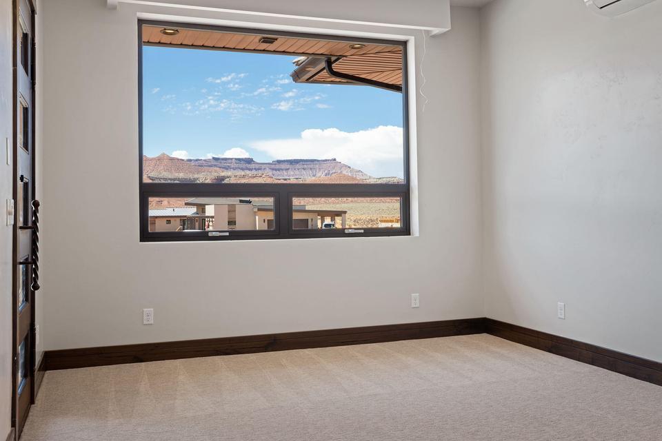 VIRGIN ACRES - Residential