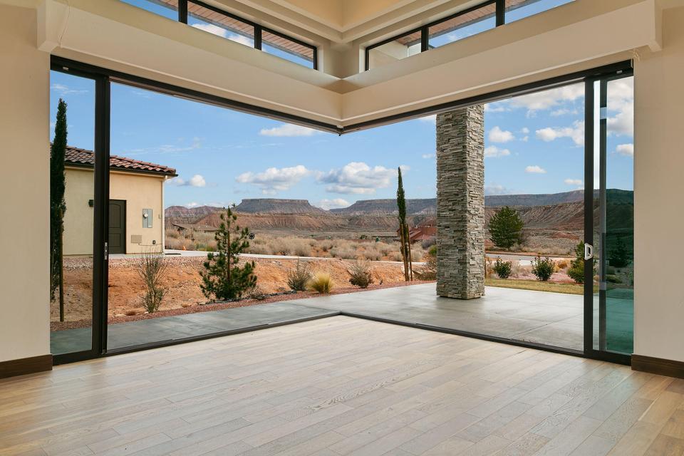 VIRGIN ACRES - Residential