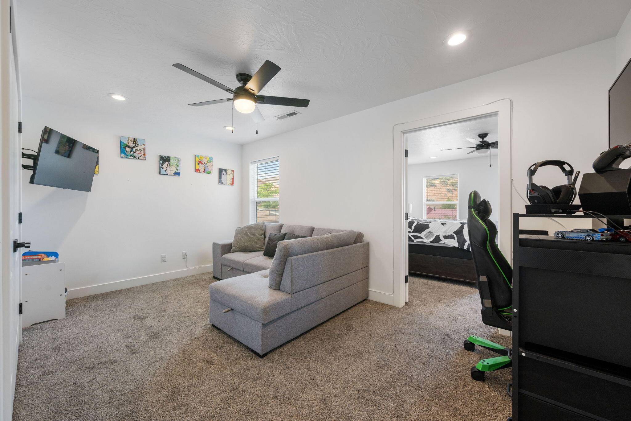 SPANISH TOWNHOMES - Residential