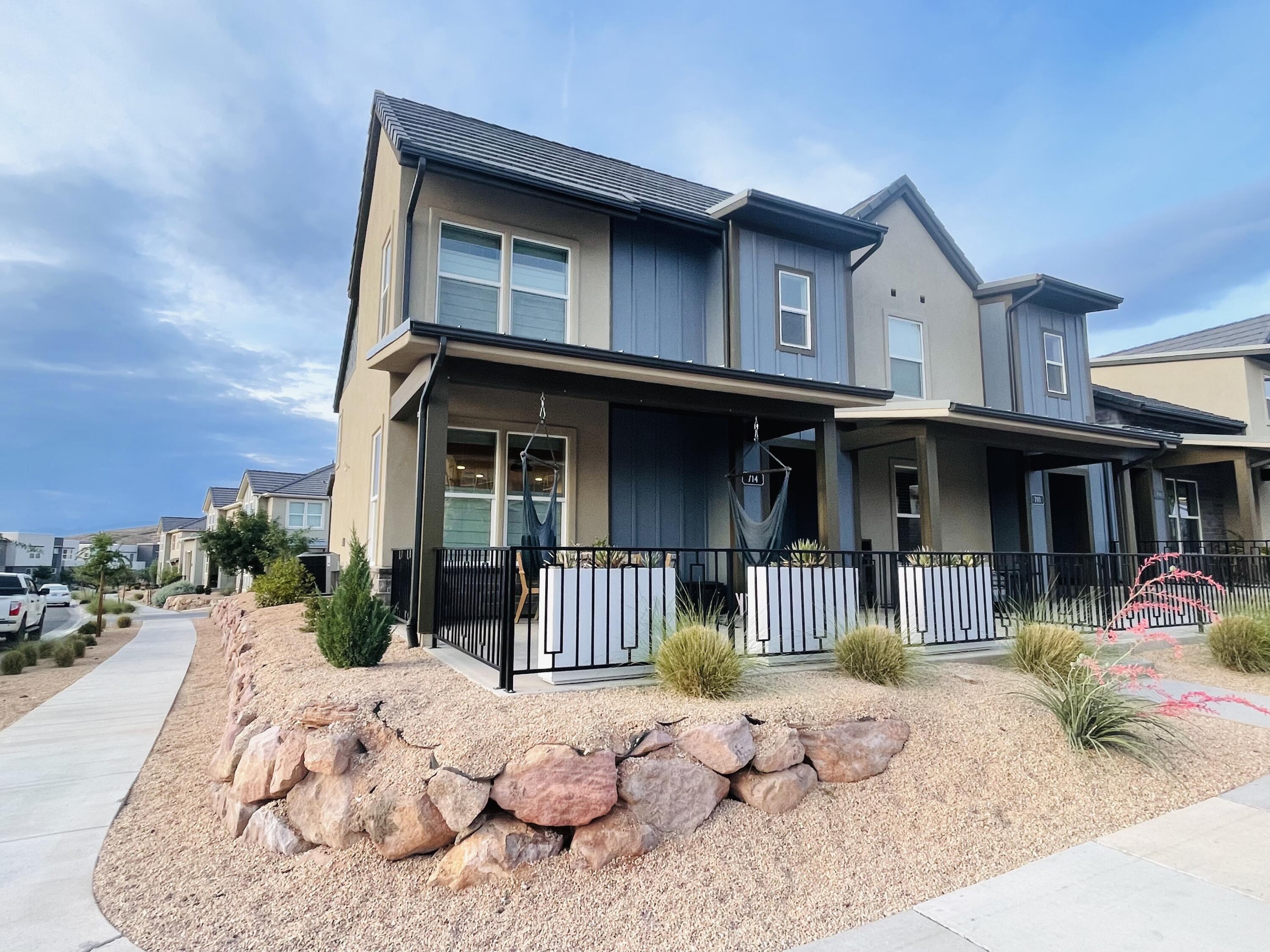 AUBURN HILLS - Residential