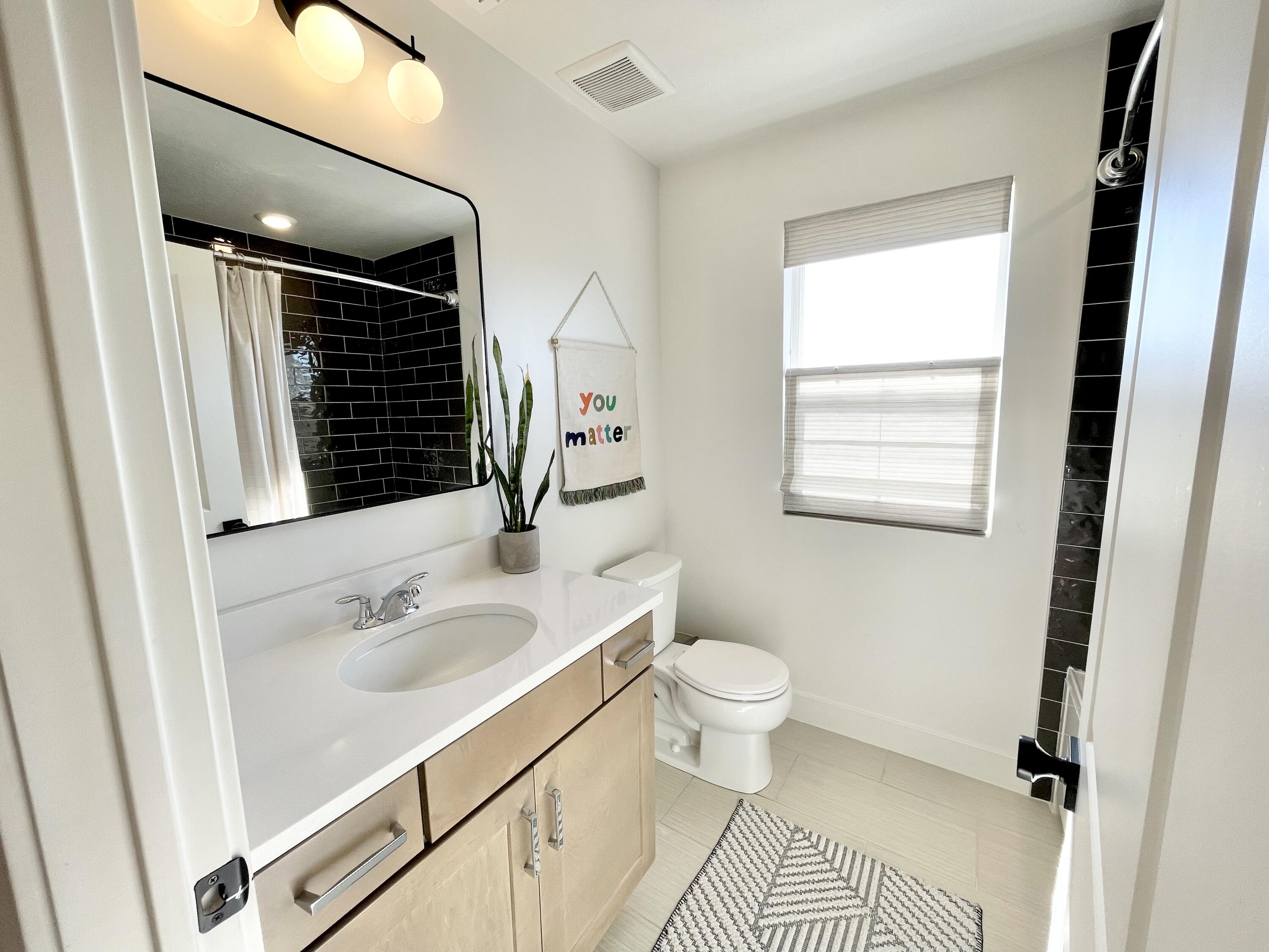 AUBURN HILLS - Residential