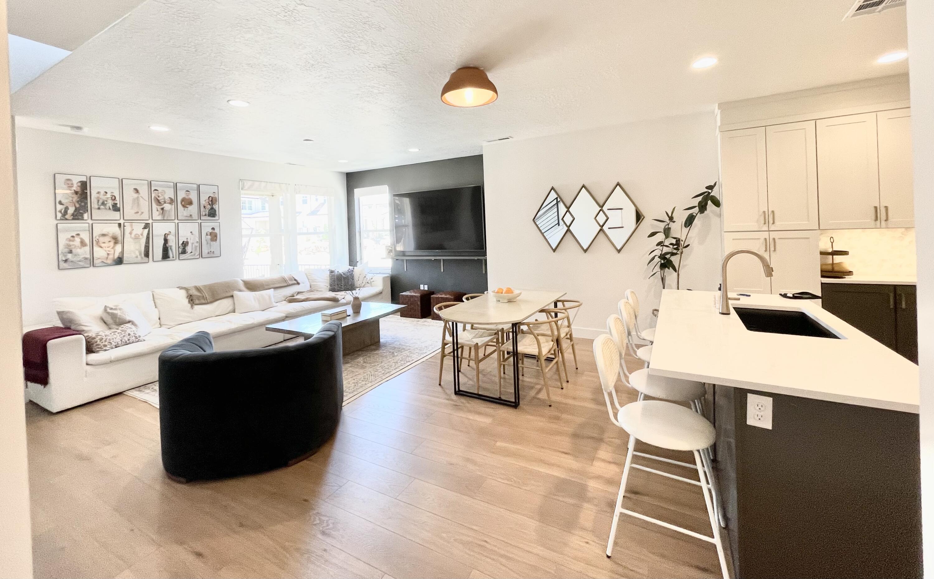 AUBURN HILLS - Residential