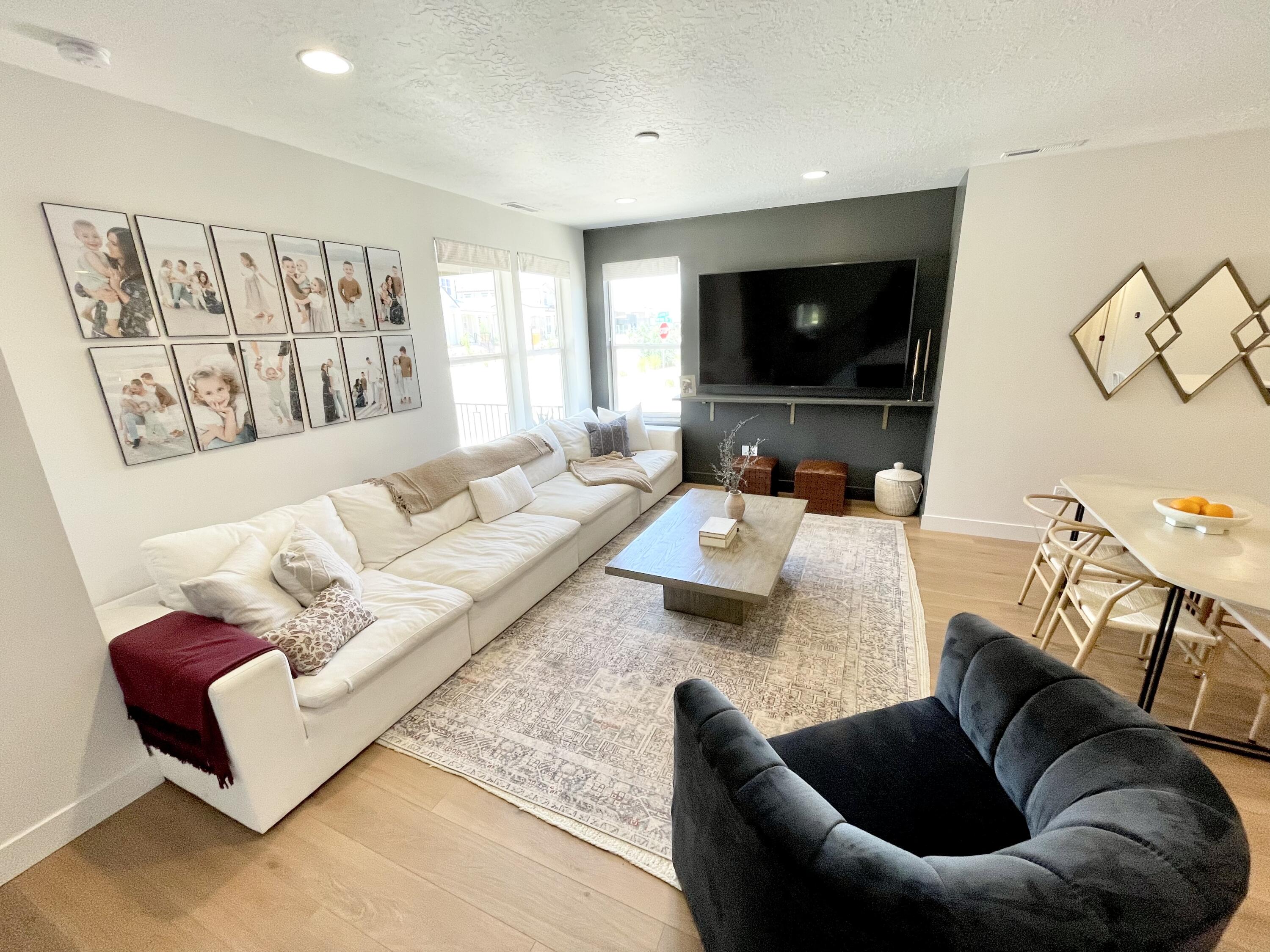 AUBURN HILLS - Residential