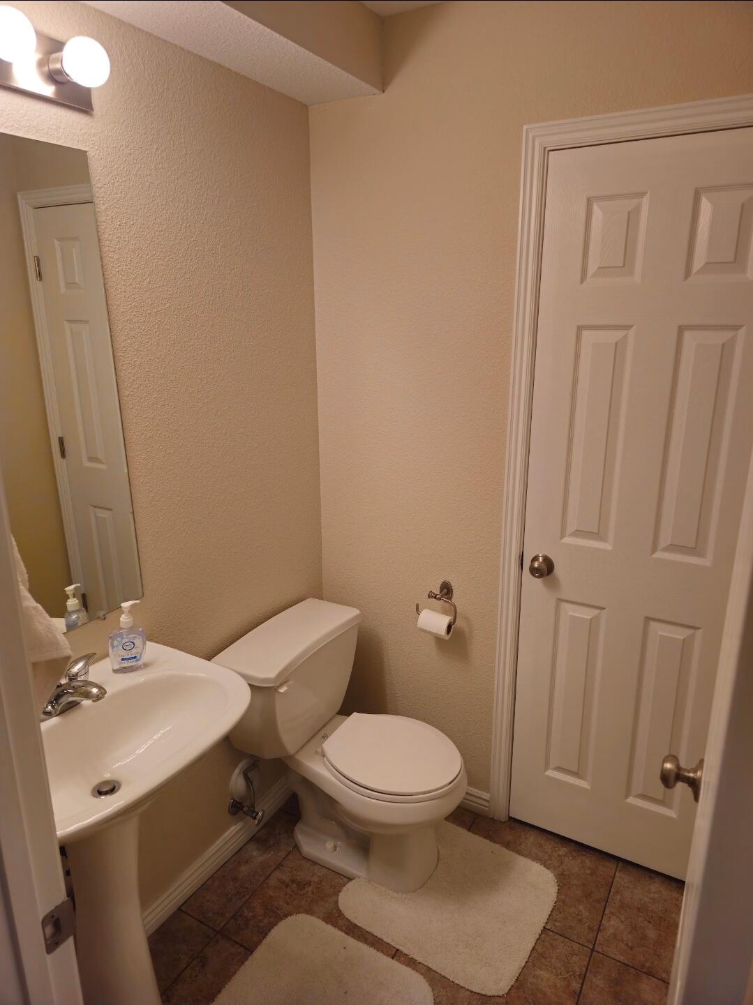 HIDDEN VALLEY TOWN HOMES - Residential