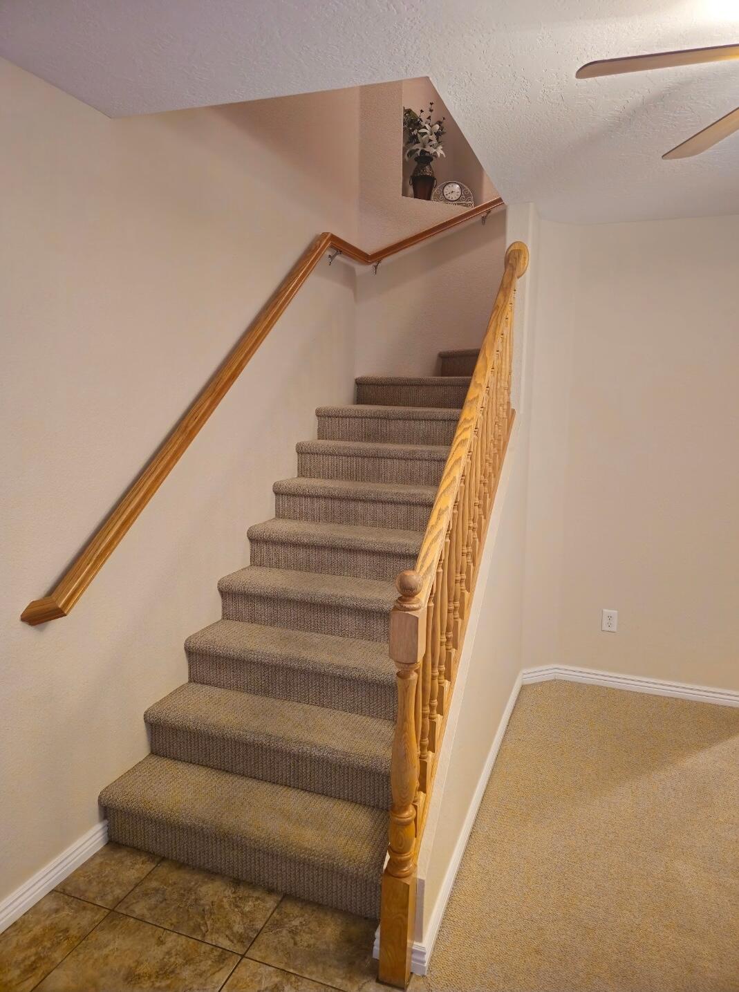 HIDDEN VALLEY TOWN HOMES - Residential