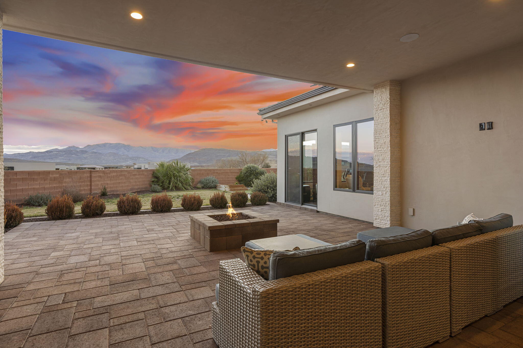 TENAYA SANDS - Residential