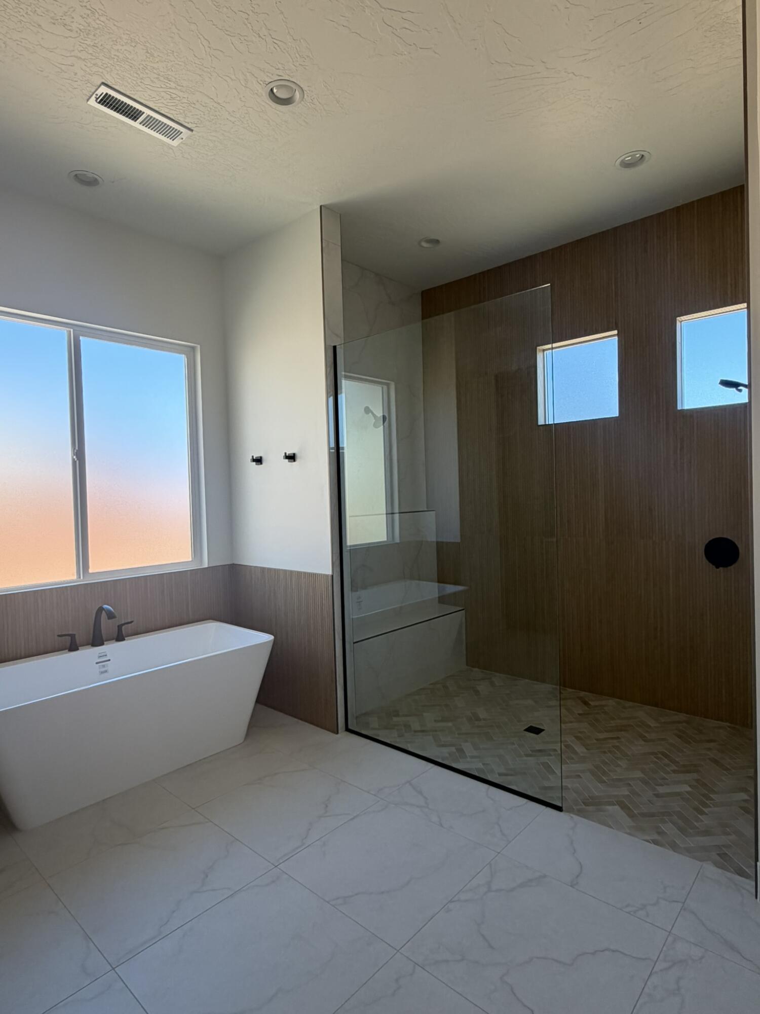 TENAYA SANDS - Residential