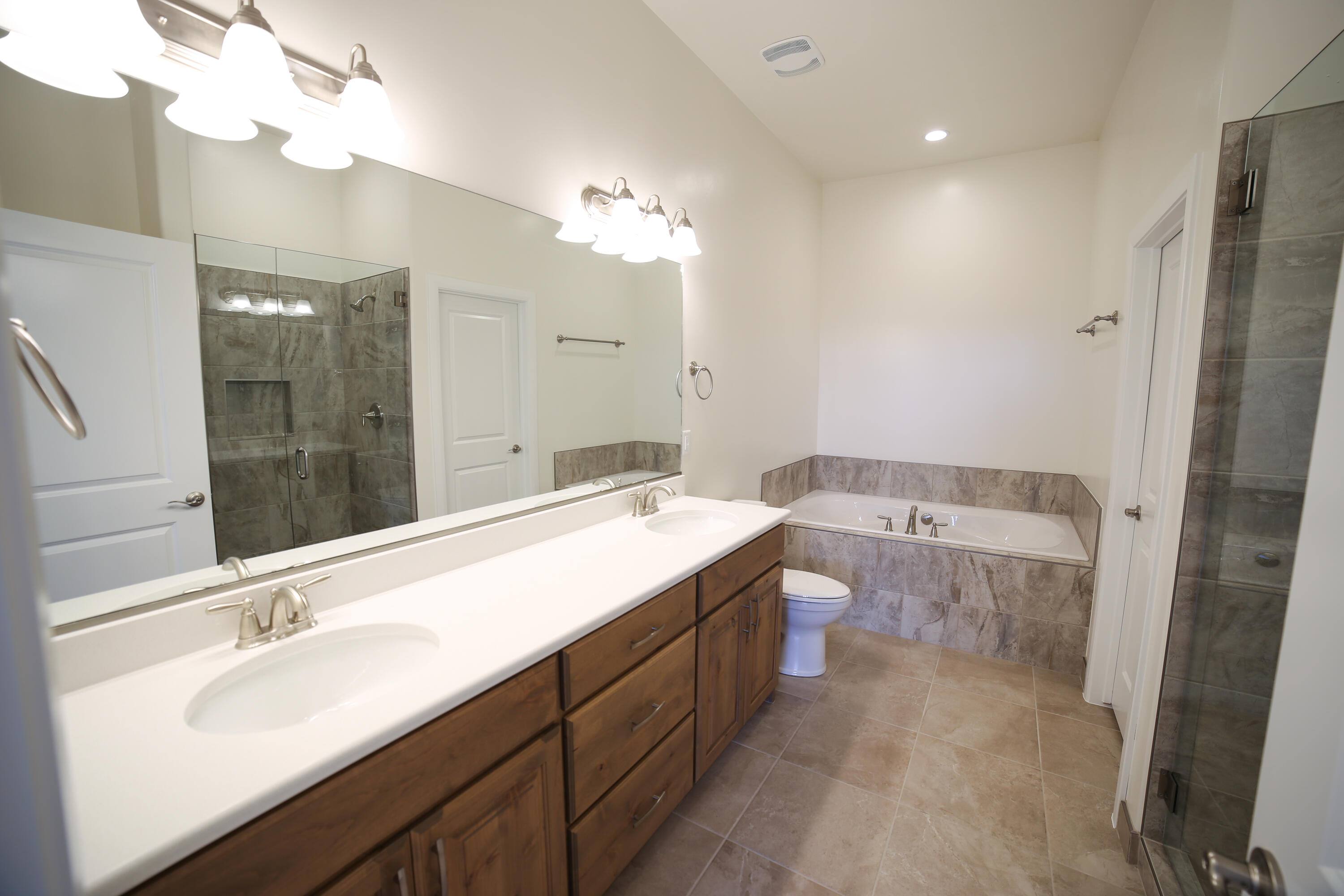 SKY VALLEY TOWNHOMES - Residential