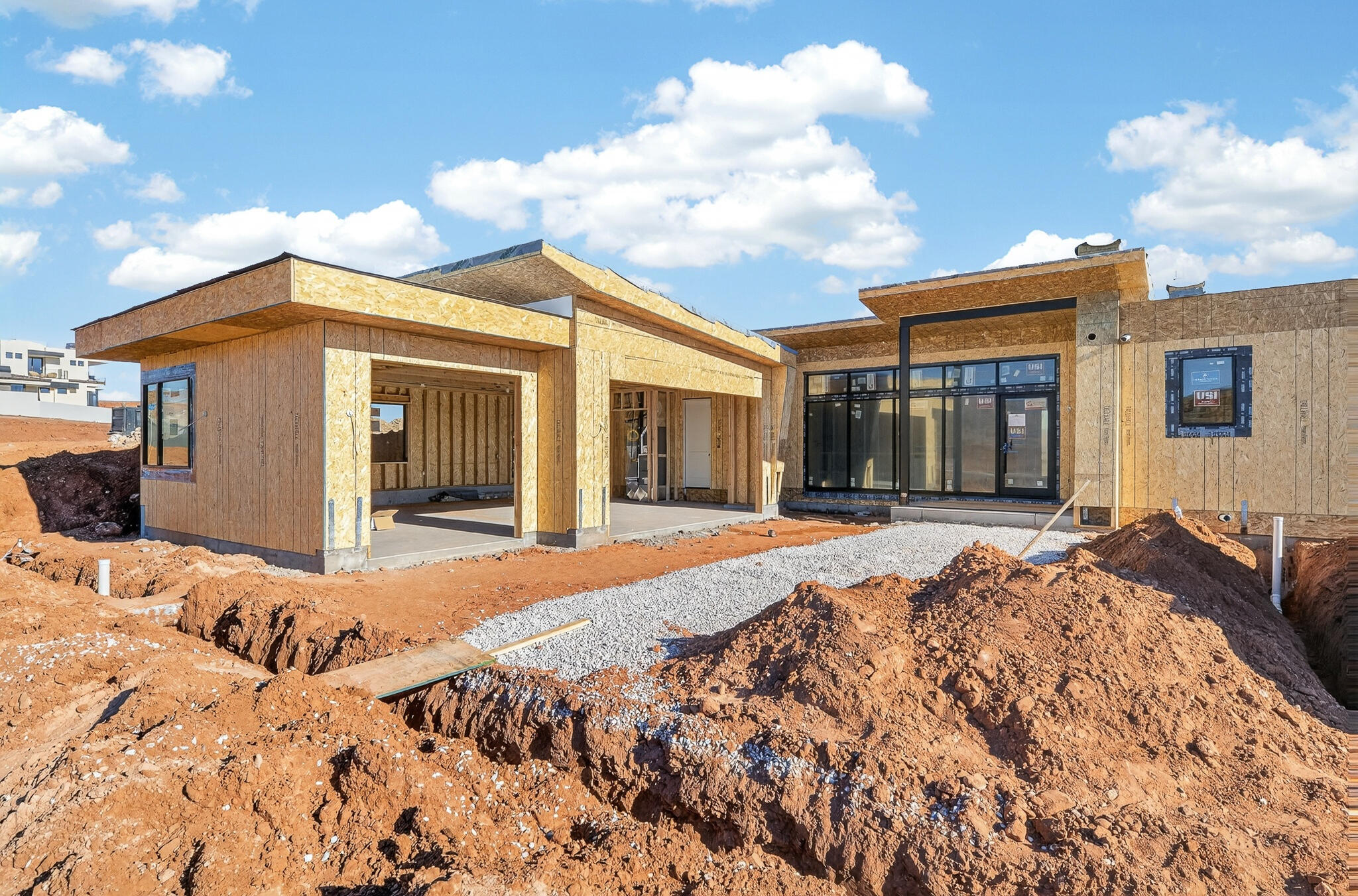 SOLENTE VILLAGE - Residential