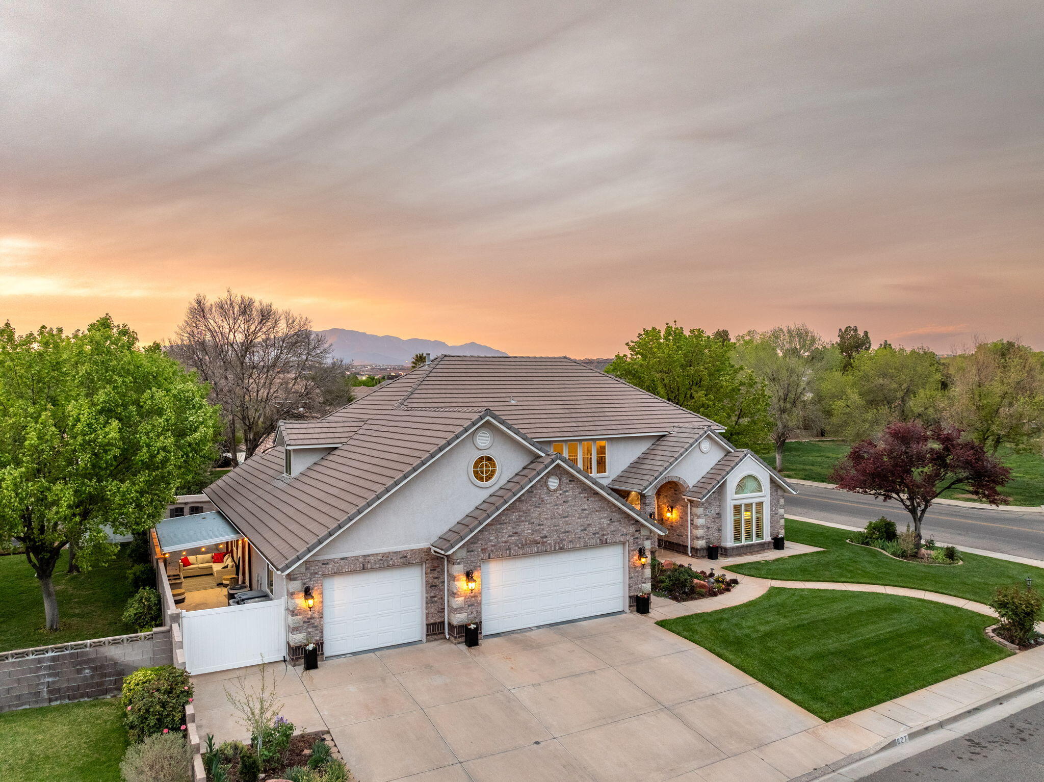 COX LANDING - Residential