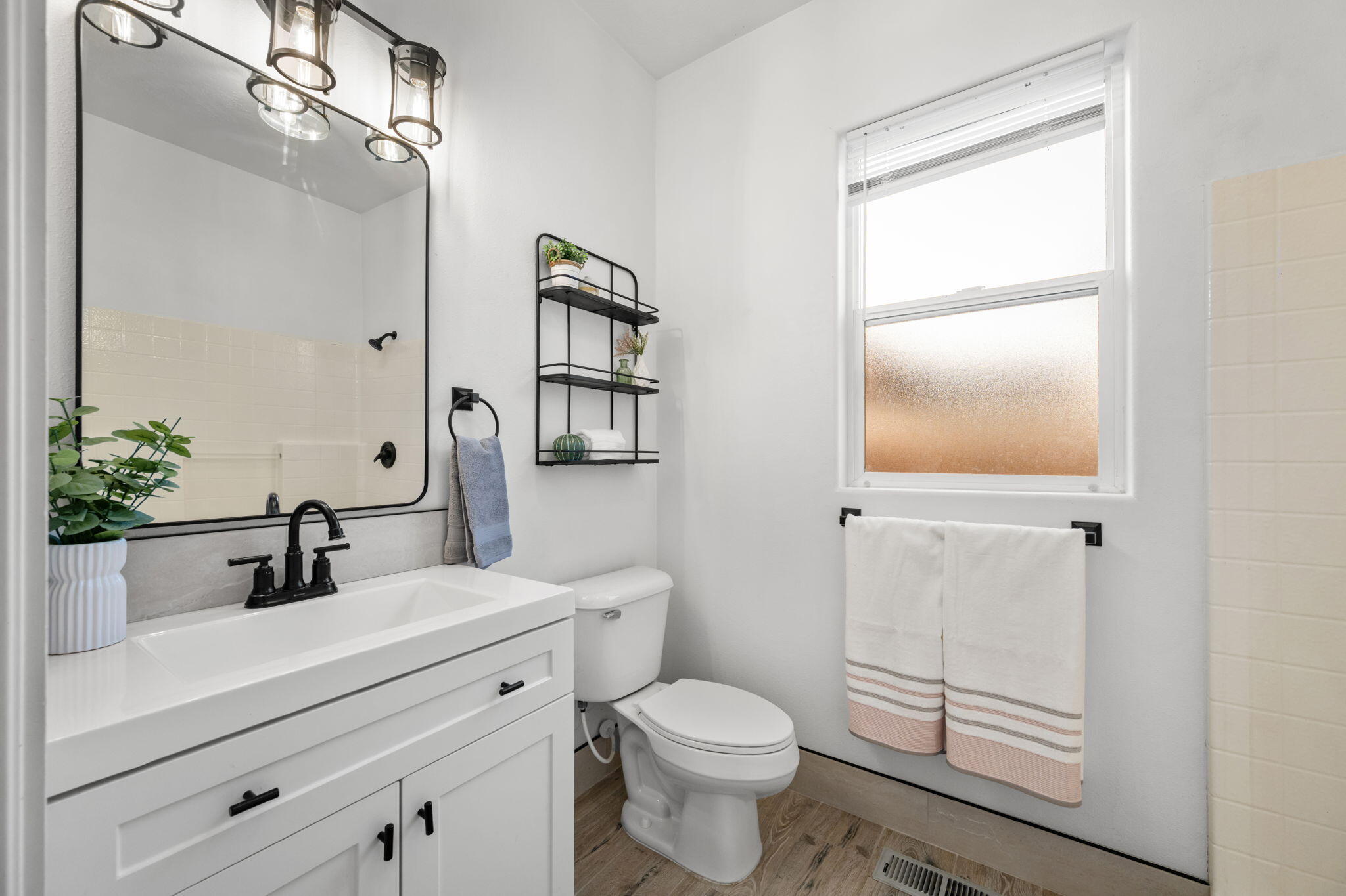 COX LANDING - Residential