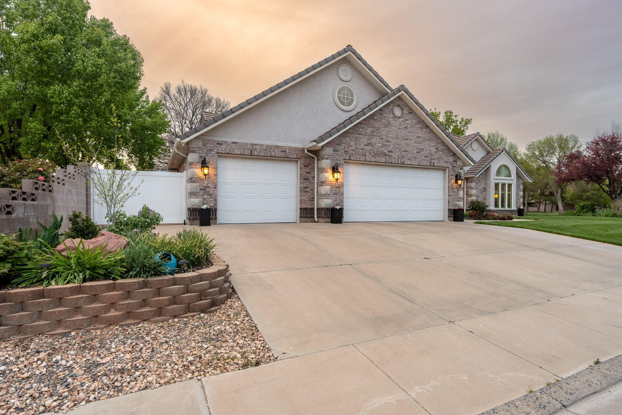 COX LANDING - Residential