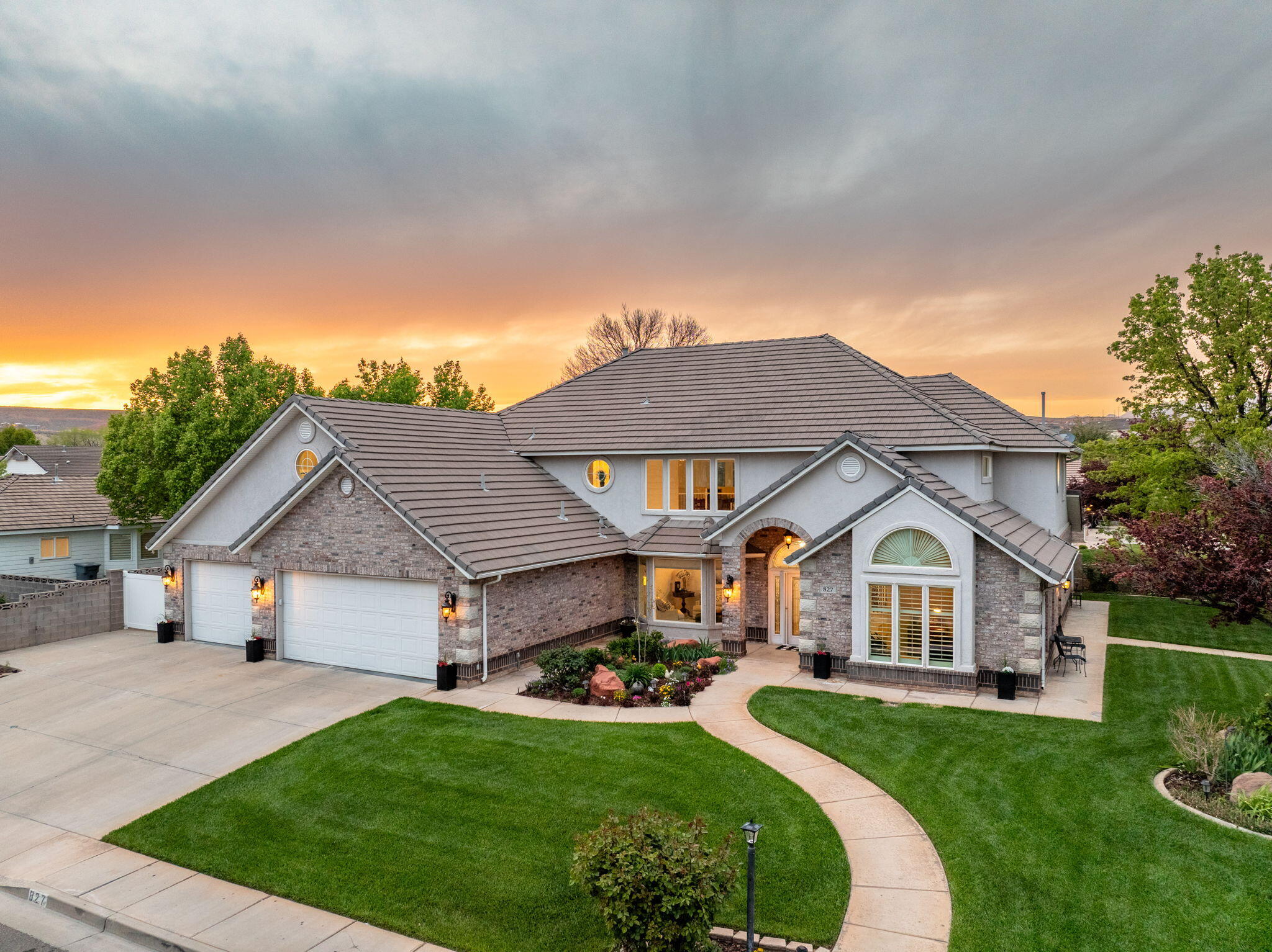 The home that keeps unfolding.

At first glance, you notice the mature trees, the park across the street, and the welcoming curb appeal. Step inside, and that's when the surprise begins.

With 5 bedrooms, 4 full bathrooms, multiple living spaces, and a massive bonus room over the garage, this is the kind of home that reveals something new around every corner.

The main level offers a rare combination of functionality and flexibility, including two ensuite bedrooms, a third bedroom that also works beautifully as an office, and generous gathering spaces designed for everyday living.

Then you head upstairs.

A winding staircase leads to a bright loft-style family room, where natural light pours through oversized windows. As you cross the open catwalk, mature trees frame the view from both sides, creating a feeling that is surprisingly peaceful and unlike anything you'll find in a typical floorplan.

Two oversized bedrooms, a full bathroom, and an enormous bonus room provide the flexibility today's buyers are searching for. Whether you need space for guests, hobbies, a home business, a theater room, a gym, or a creative studio, this home adapts to the way you live.

Thoughtfully remodeled from top to bottom, including the kitchen, bathrooms, flooring, and wall finishes, the home blends the character of an established neighborhood with the fresh feel buyers love.

And then there's the garage.

Extra wide. Extra deep. Five-car capacity. Complete with HVAC, 220 power, compressed air, a sawdust vacuum, and a sink. There is room for vehicles, toys, projects, storage, and still space to move comfortably around it all.

Located directly across from Boots Cox Park, within walking distance of Heritage Elementary, and conveniently positioned between River Road and Riverside Drive, this home offers a combination of space, flexibility, and value that is increasingly difficult to find.

Come walk through it. You'll understand why.

*buyer to verify all listing information*