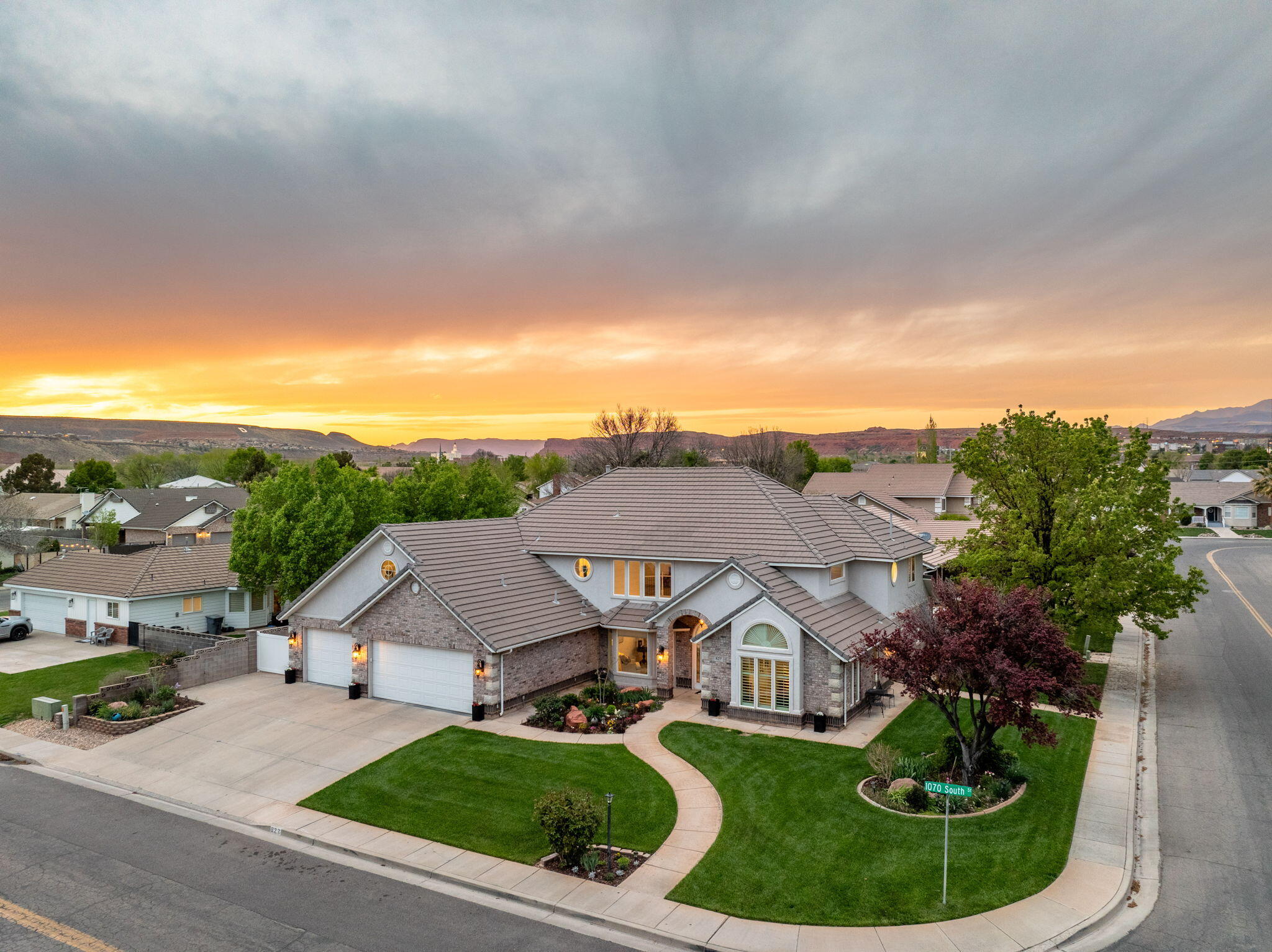COX LANDING - Residential