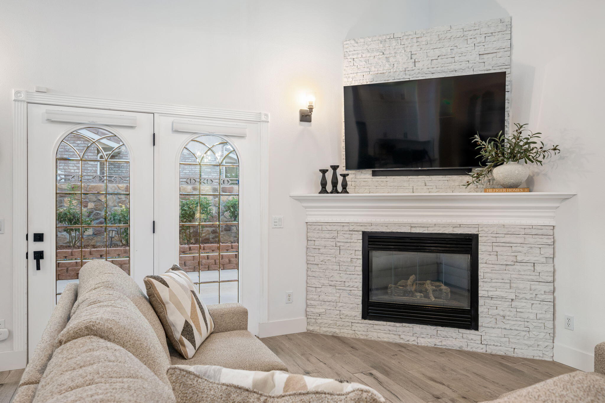 COX LANDING - Residential