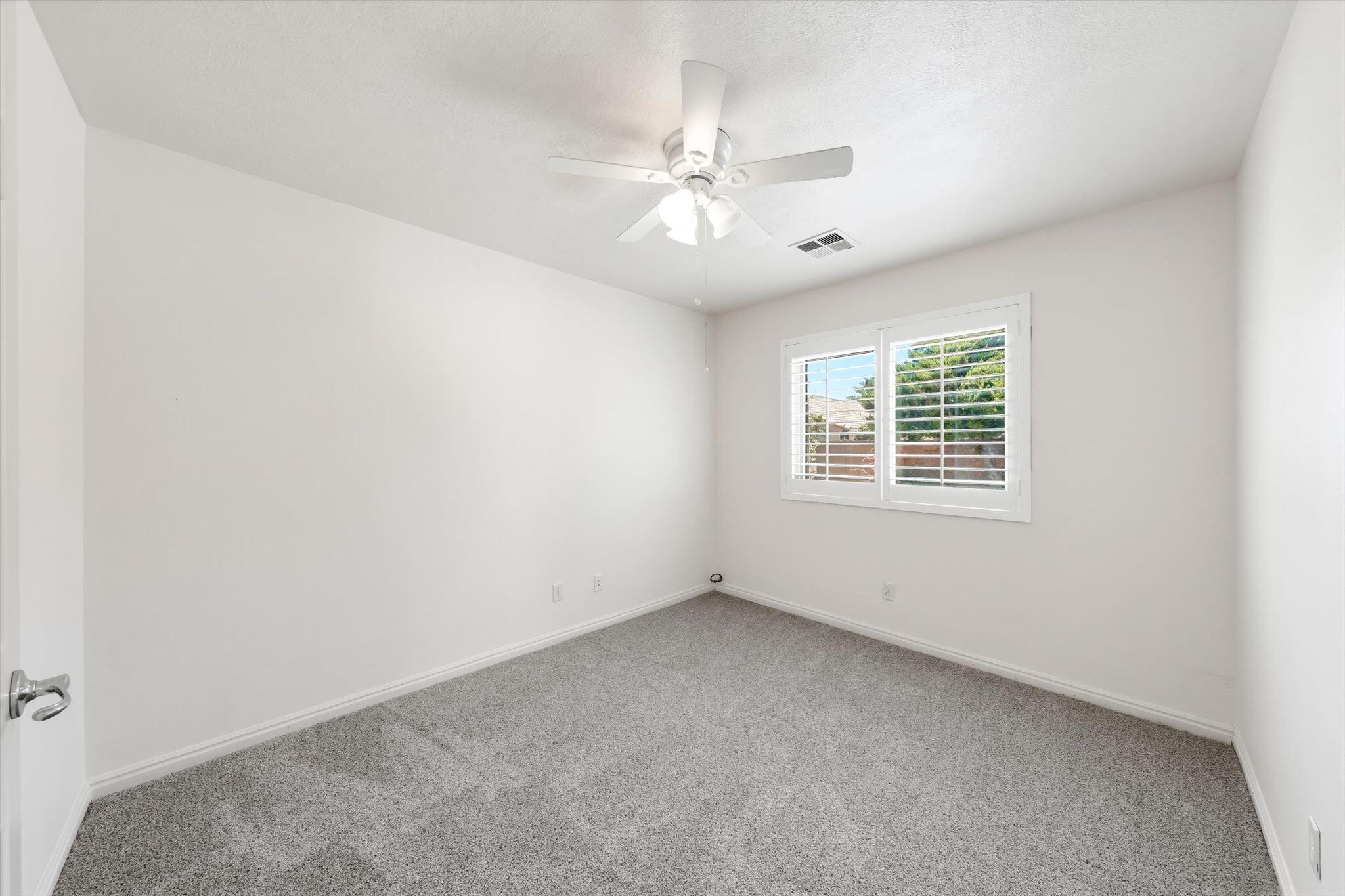 SHADOW CANYON - Residential