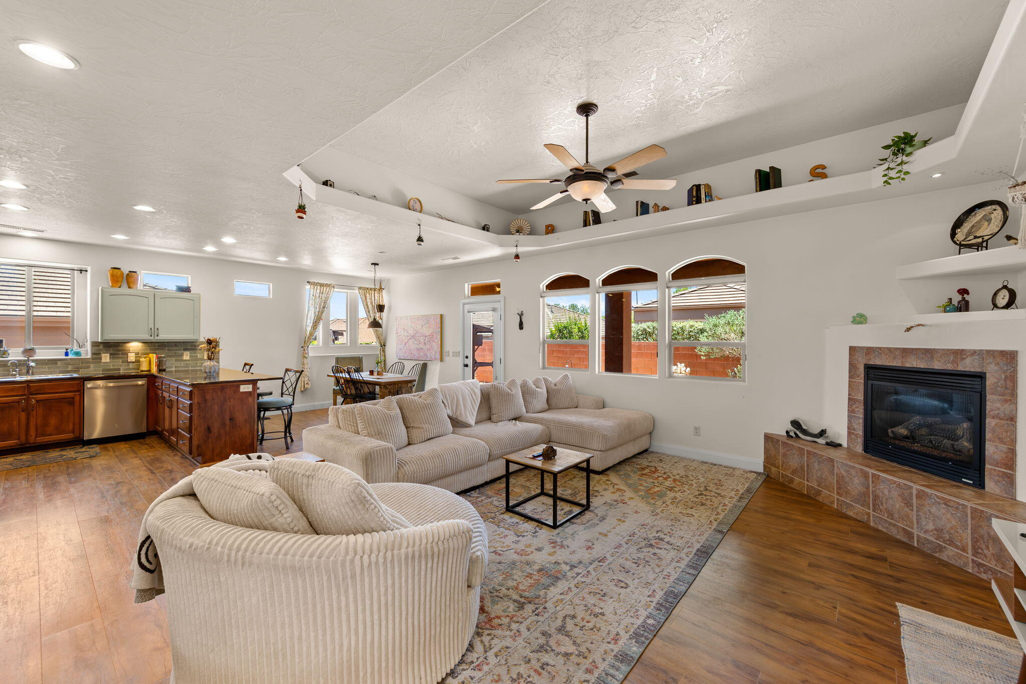 COPPER CANYON - Residential