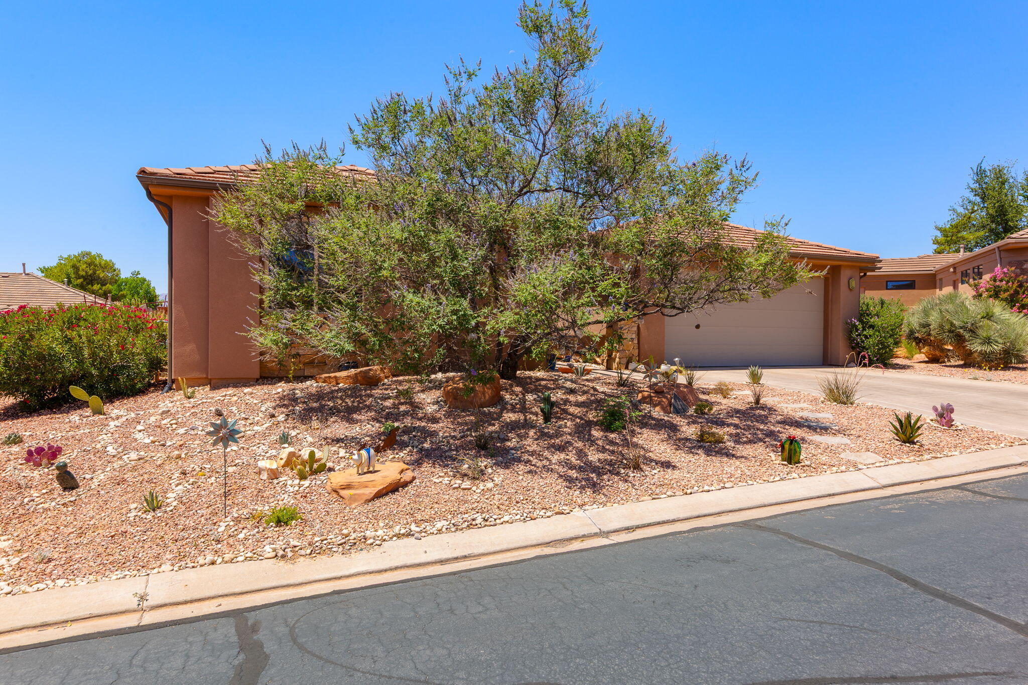 COPPER CANYON - Residential