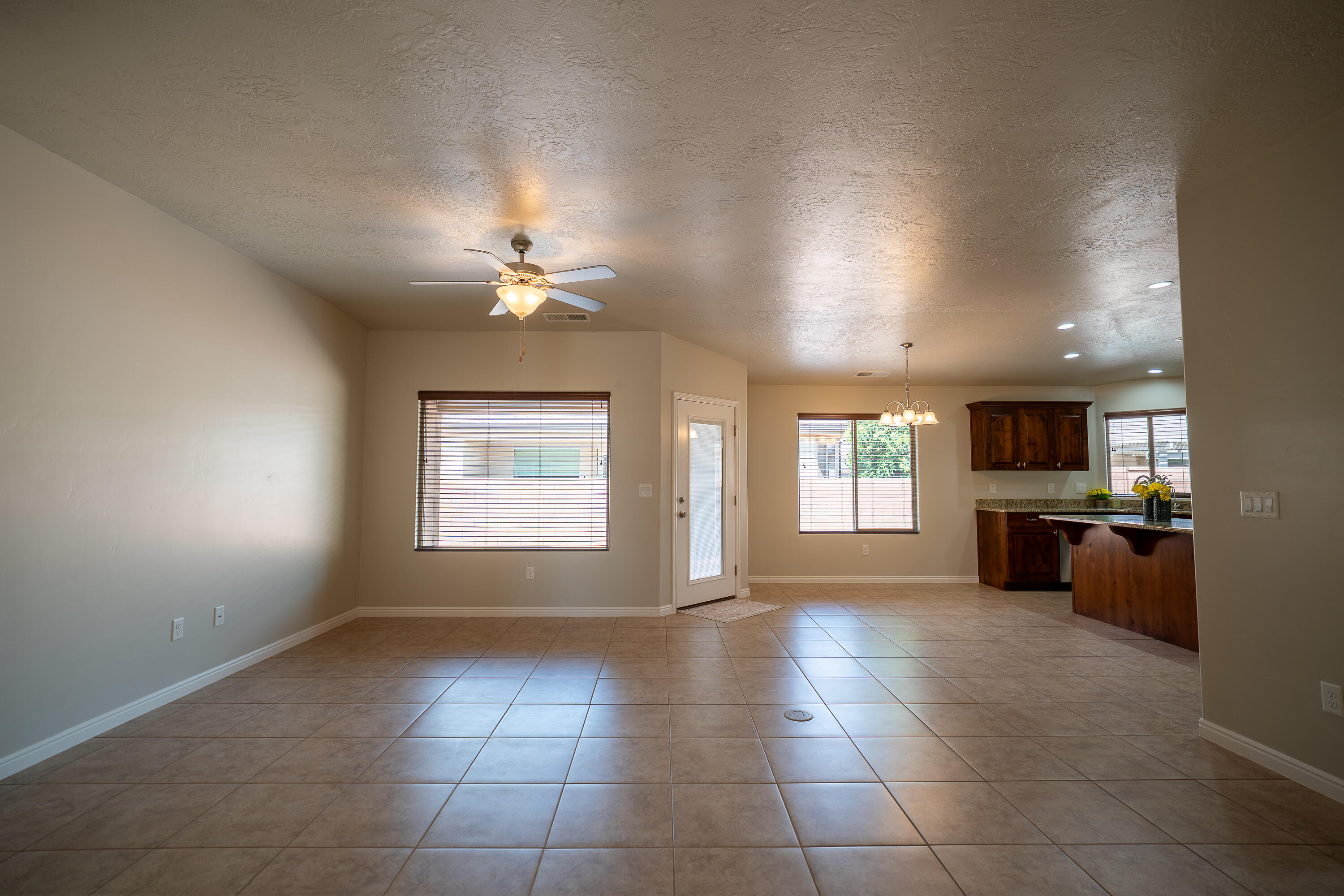 PEREGRINE POINTE - Residential