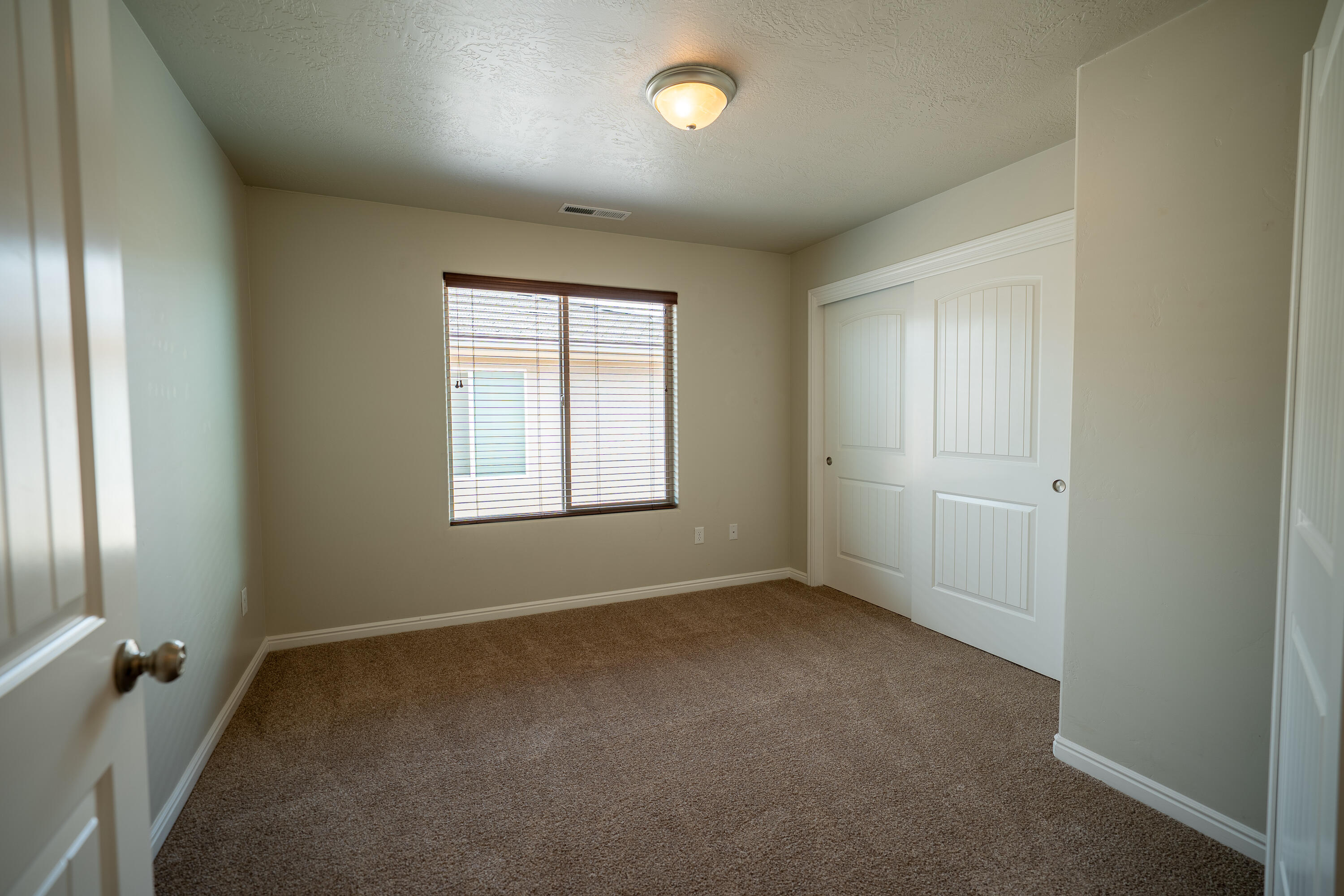 PEREGRINE POINTE - Residential