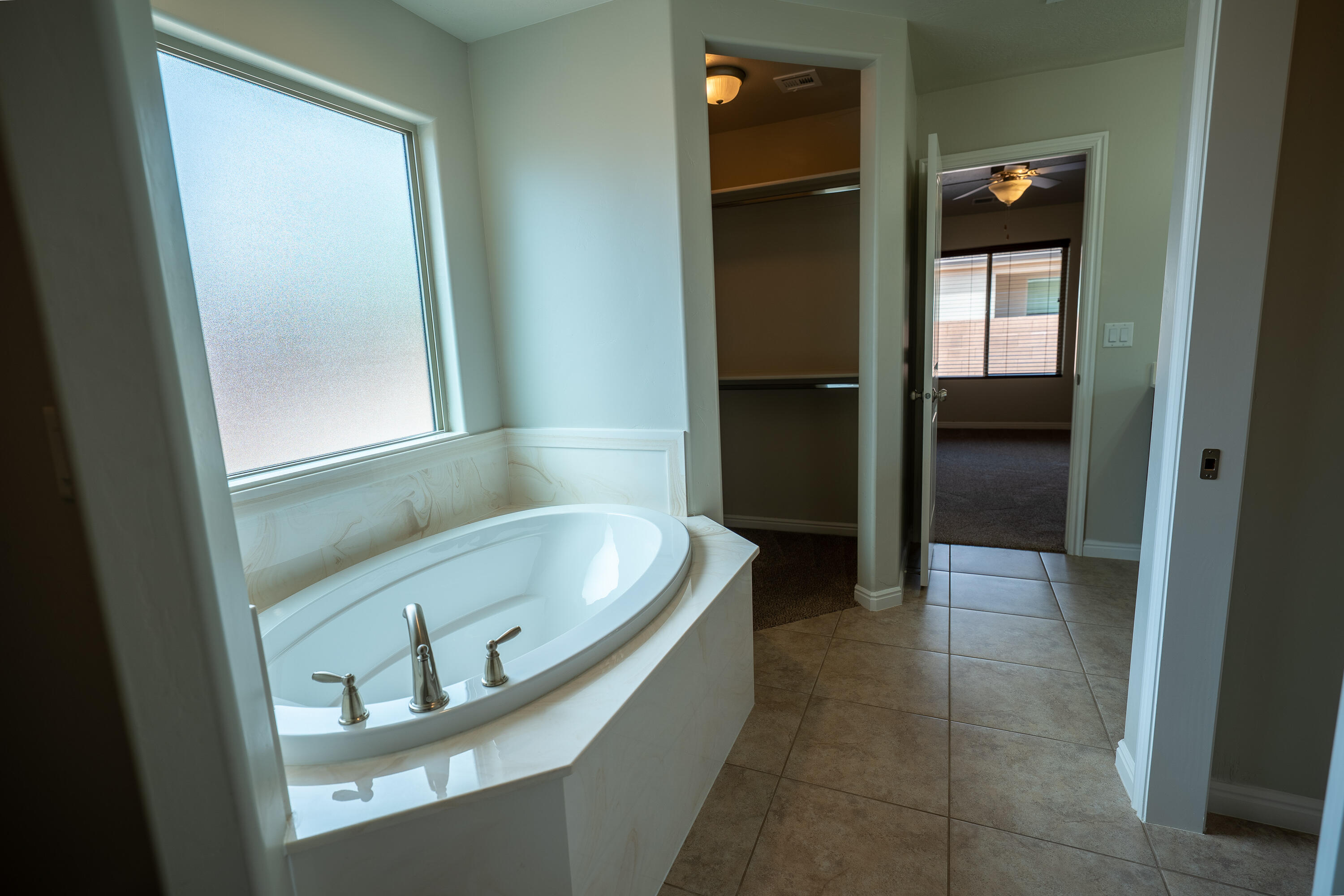 PEREGRINE POINTE - Residential