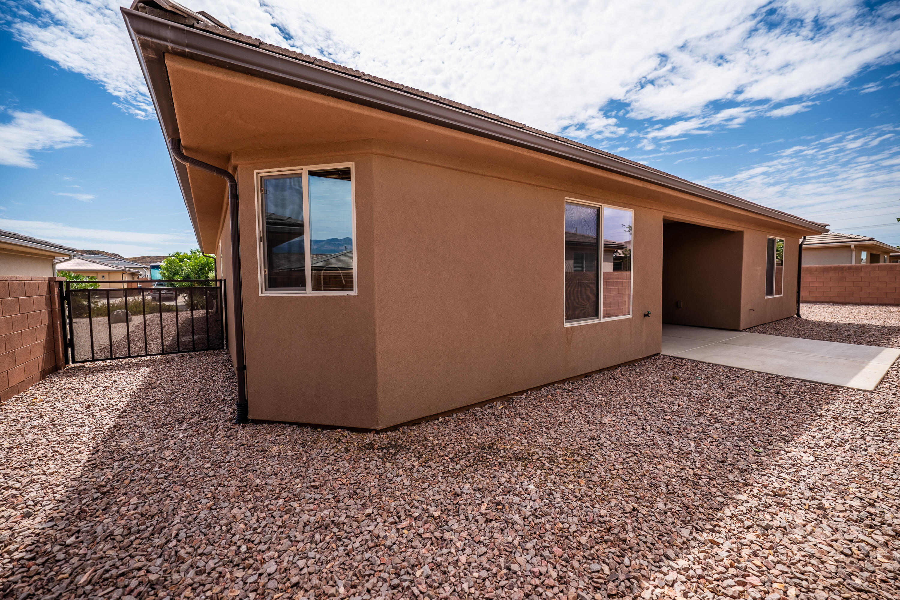 PEREGRINE POINTE - Residential