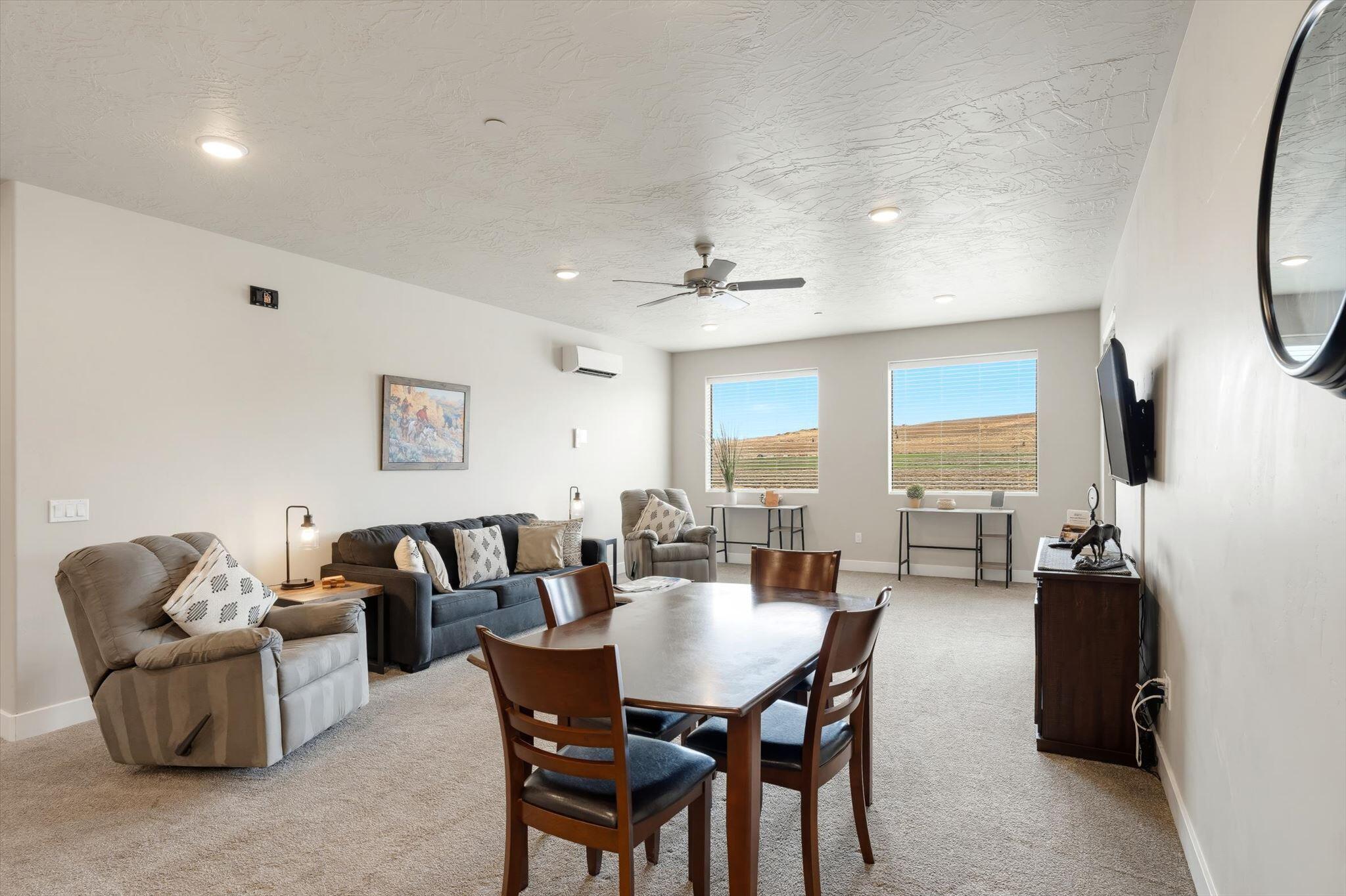VILLAS AT SAND HOLLOW - Residential